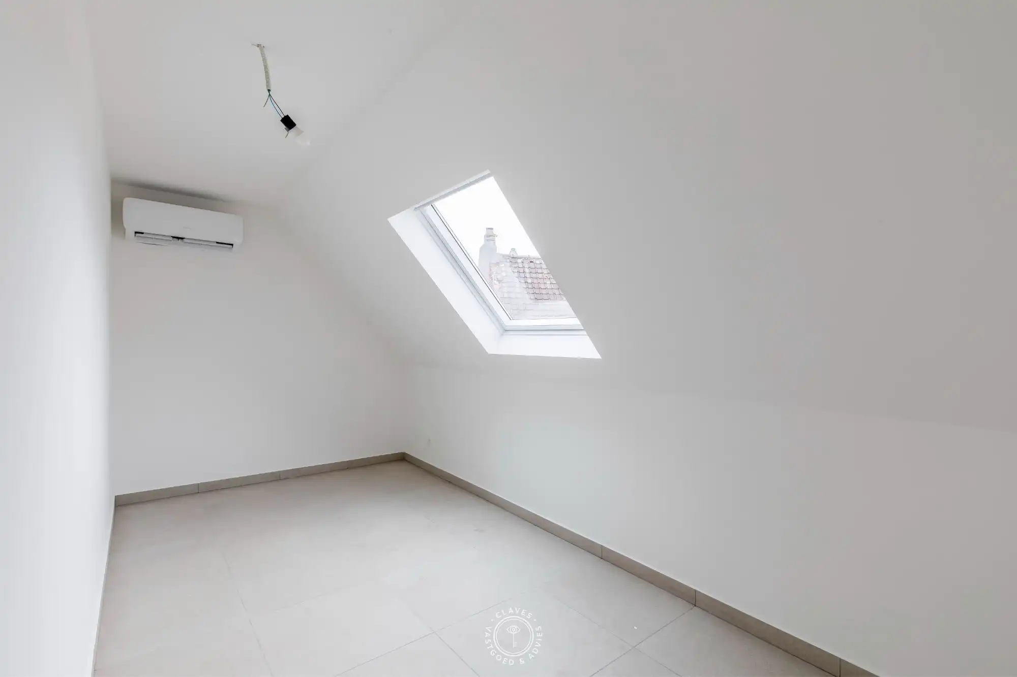 Prachtig appartement met lichtrijke ruimtes, twee slaapkamers en terras foto 8