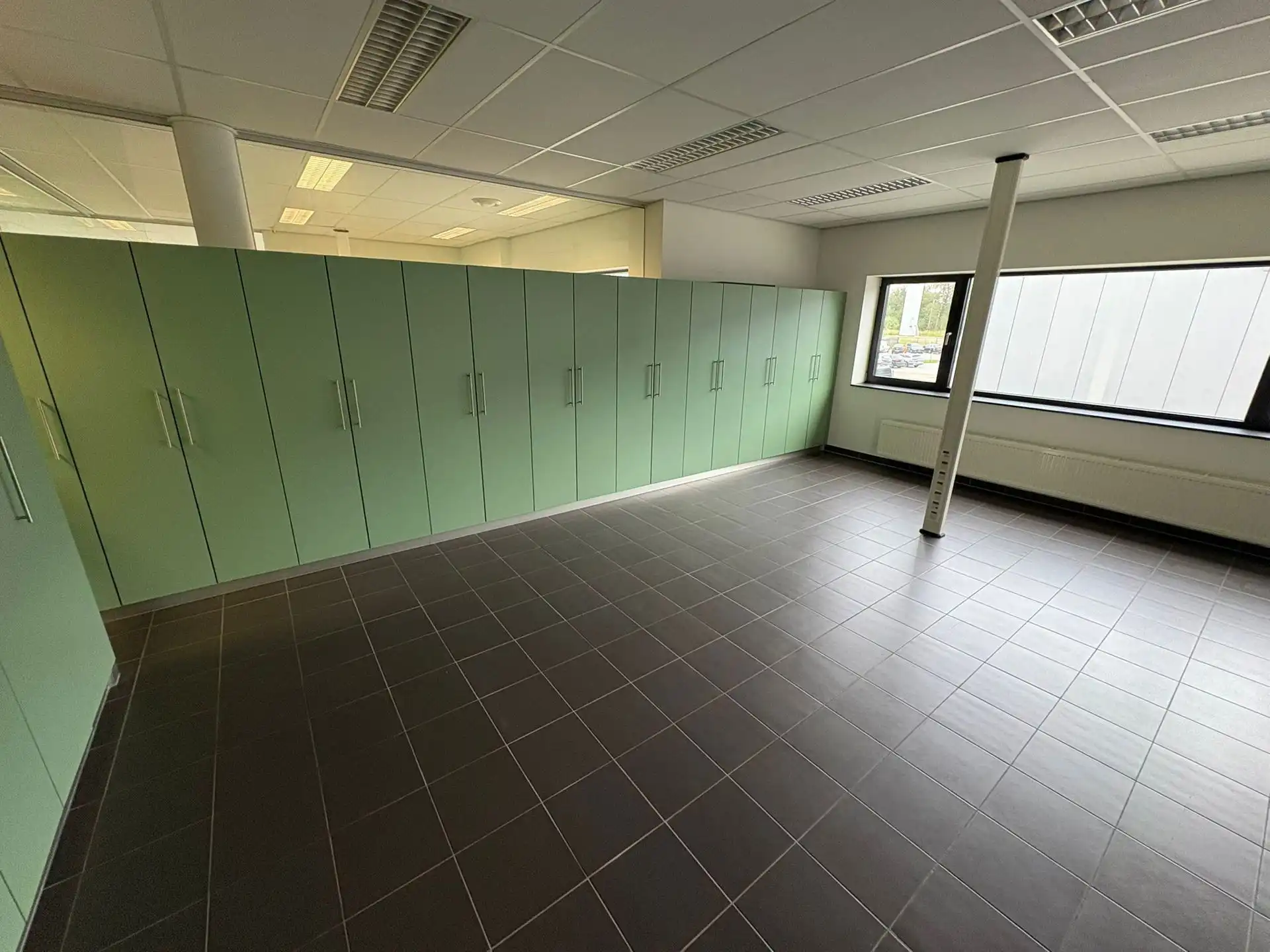 Kantooruimte 370m² te huur Geel  foto 17