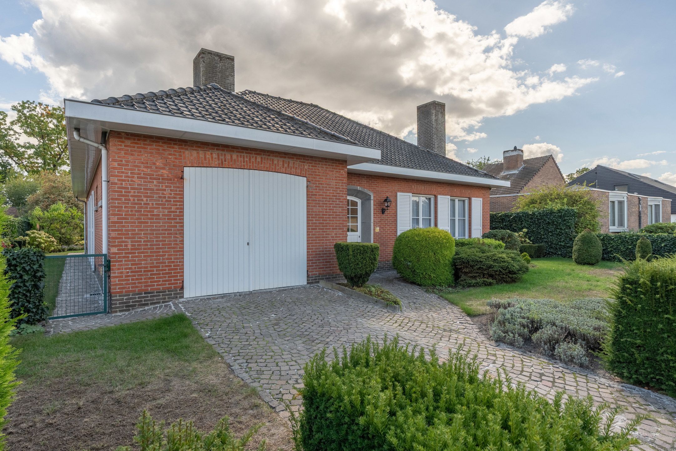 Gunstig gelegen laagbouwwoning met prachtige tuin te Beerse foto 3