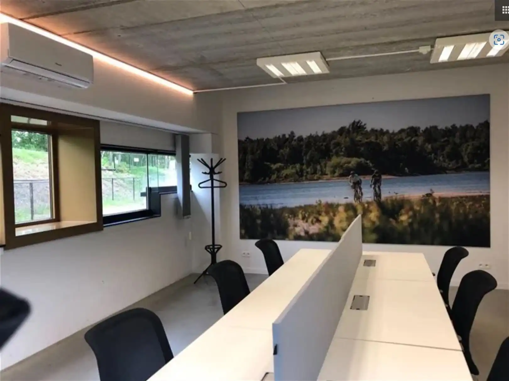 Kantoorgebouw foto 4