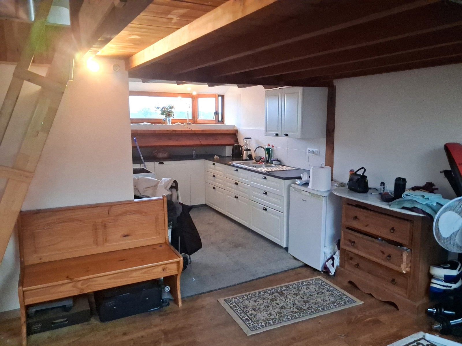 Interessante opbrengsteigendom met 4 units vlakbij station foto 18