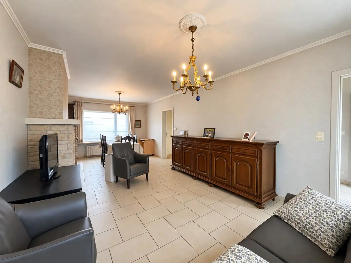 Passendale – Halfopen woning met ruime oprit, tuin en garage foto 4