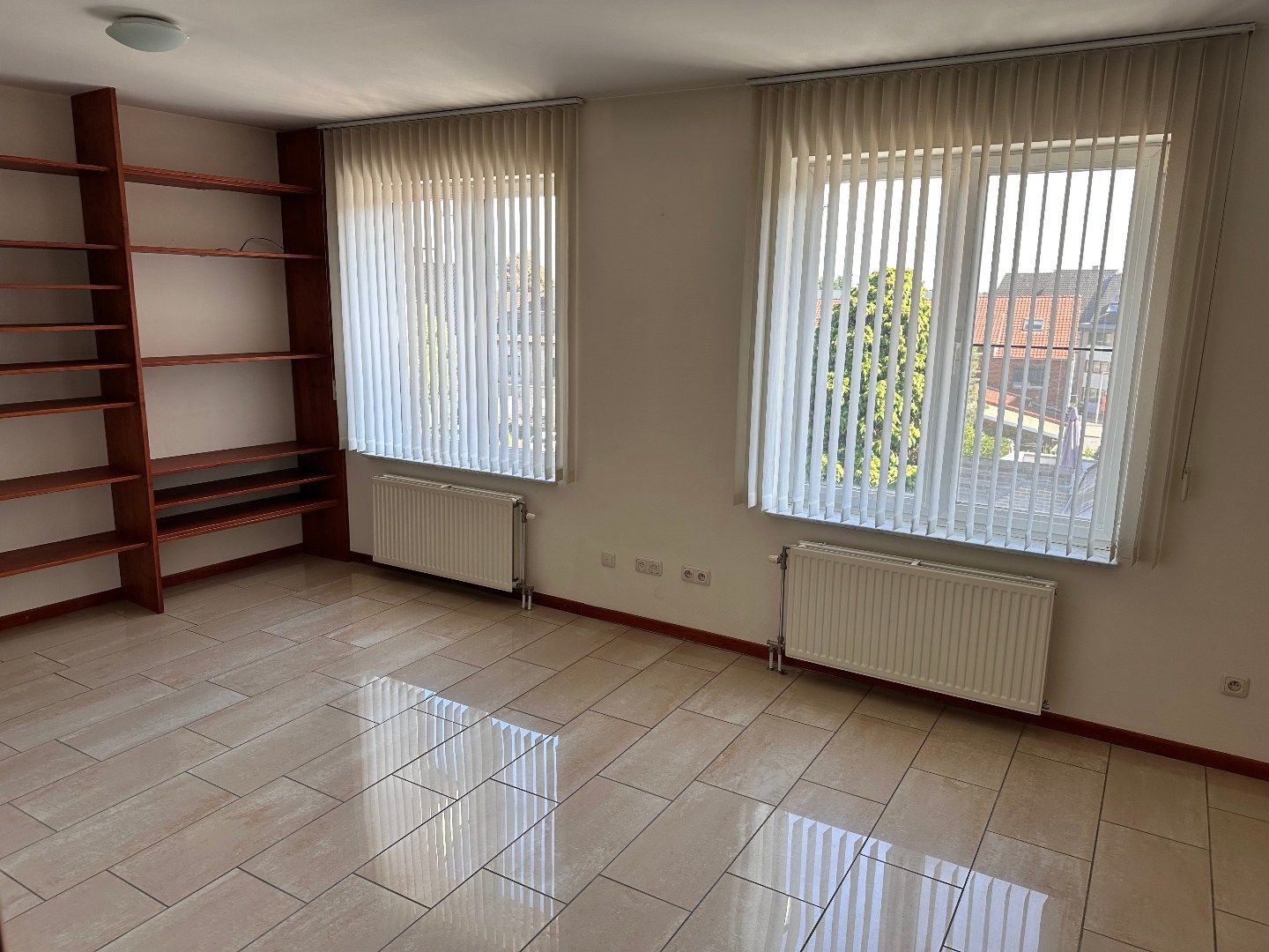 APPARTEMENT VAN 165m² MET 2 SLAAPKAMERS, 2 TERRASSEN en GESLOTEN GARAGE IN LANAKEN CENTRUM !  foto 16