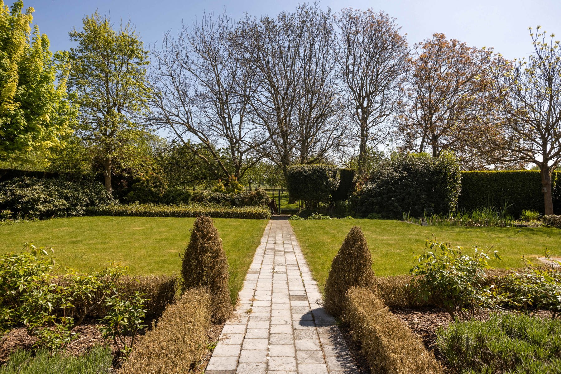 Karaktervolle villa met prachtig uitzicht op een toplocatie foto 2