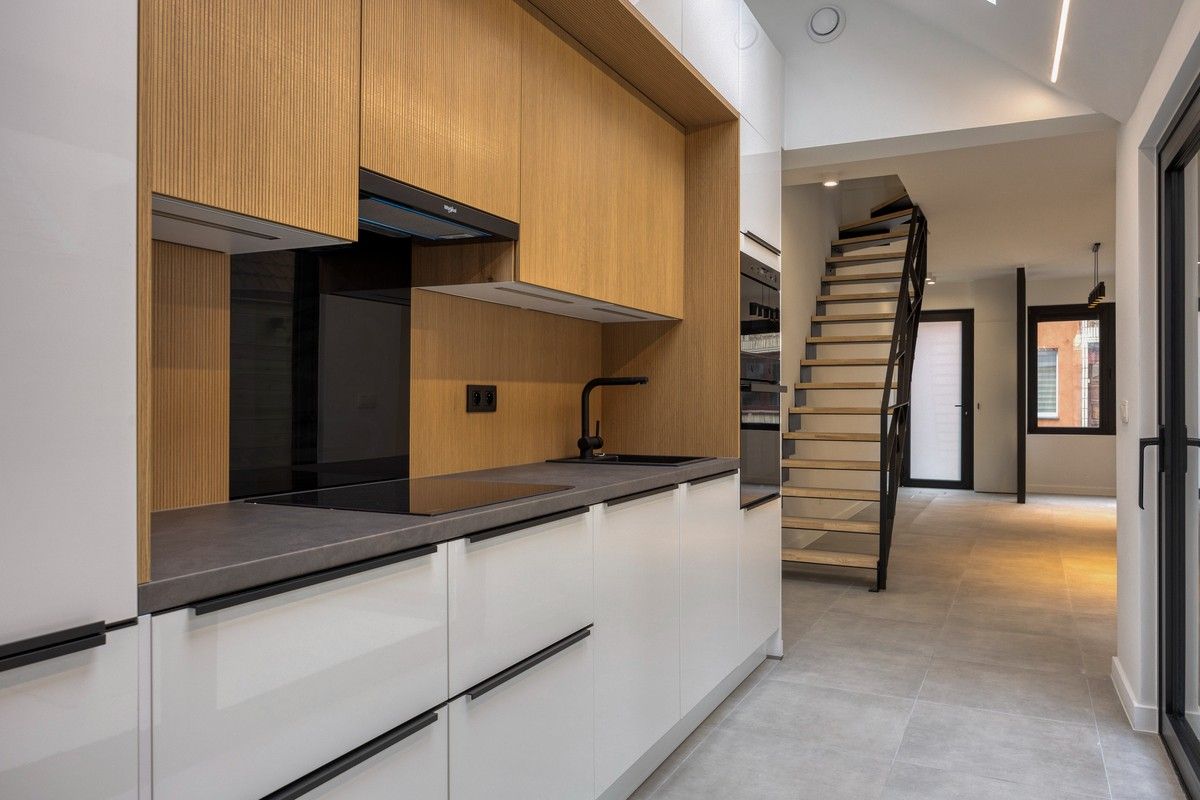 Gerenoveerde gezinswoning met ruim, hartje Ledeberg foto 7