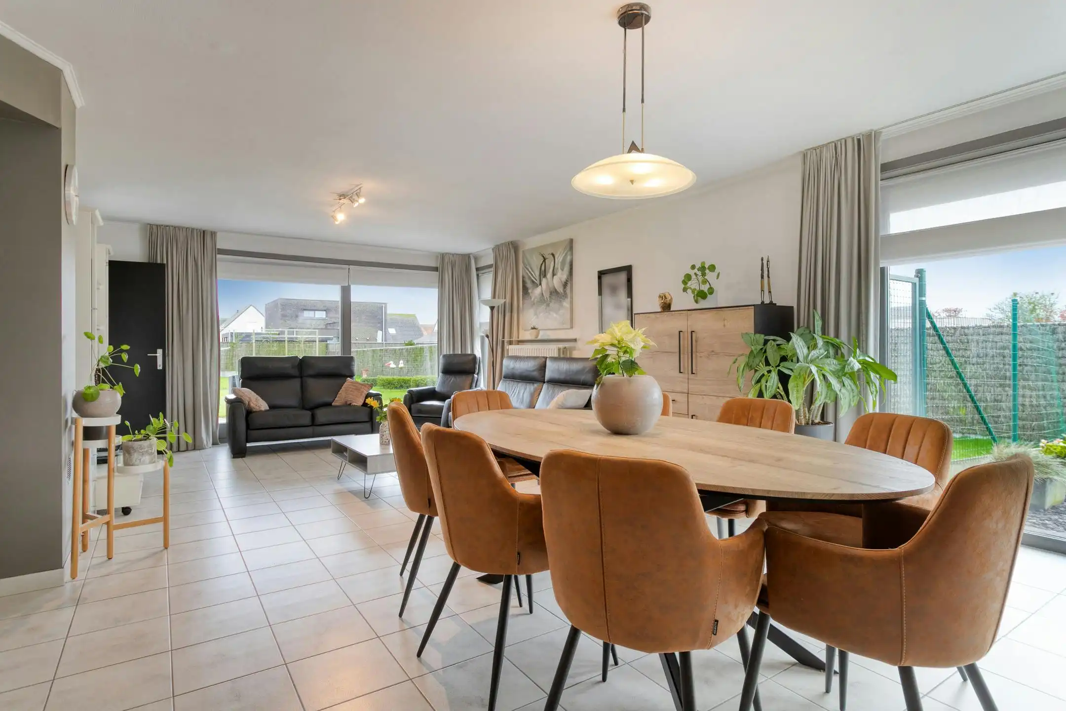 Karaktervolle villa op ruim perceel te koop in Roeselare foto 4