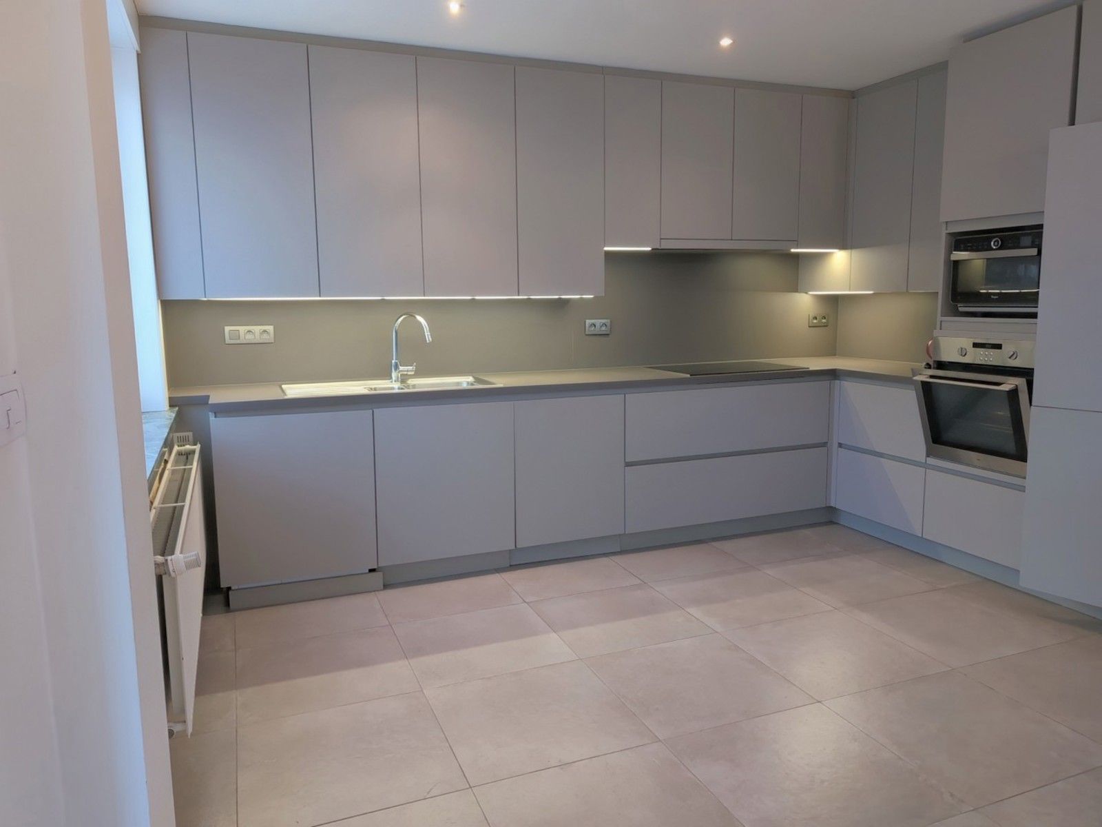 Ruime, instapklare woning in Koksijde-Bad te koop. (3/4 slk) foto 2