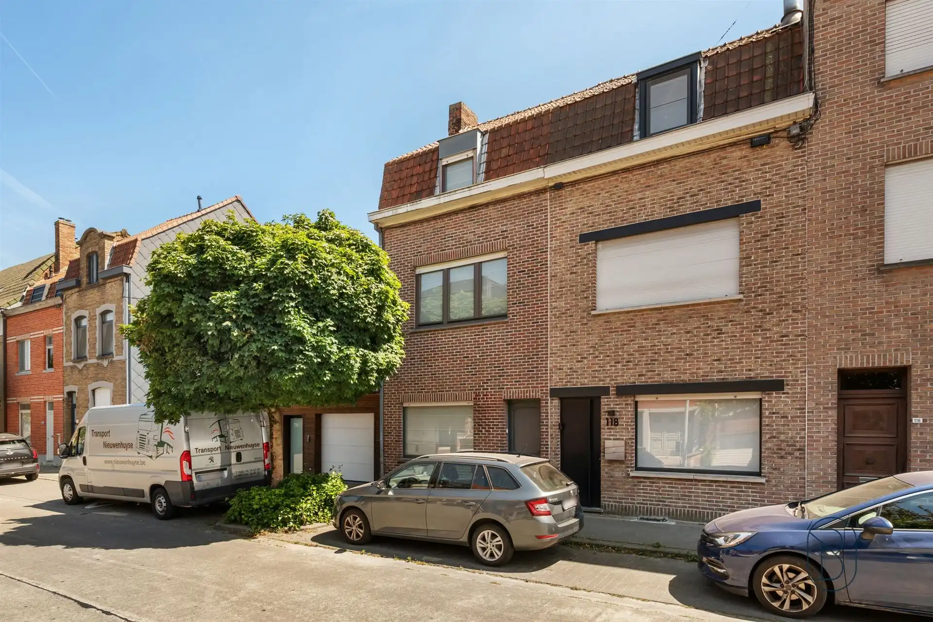 Instapklare gezinswoning met 4 slaapkamers en zonnige tuin! foto {{pictureIndex}}