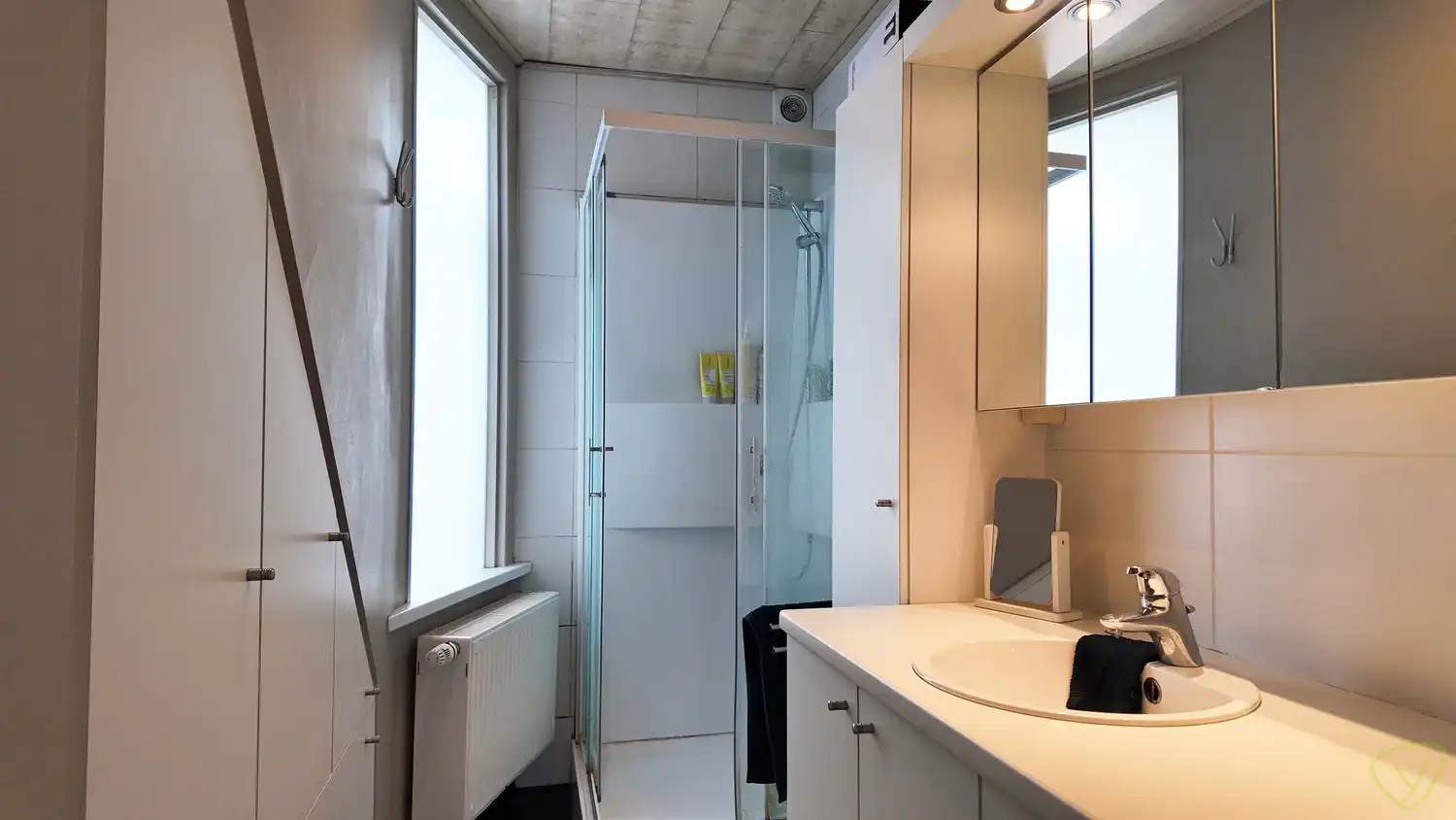 Duplex appartement te huur net buiten het centrum van Eeklo foto 12