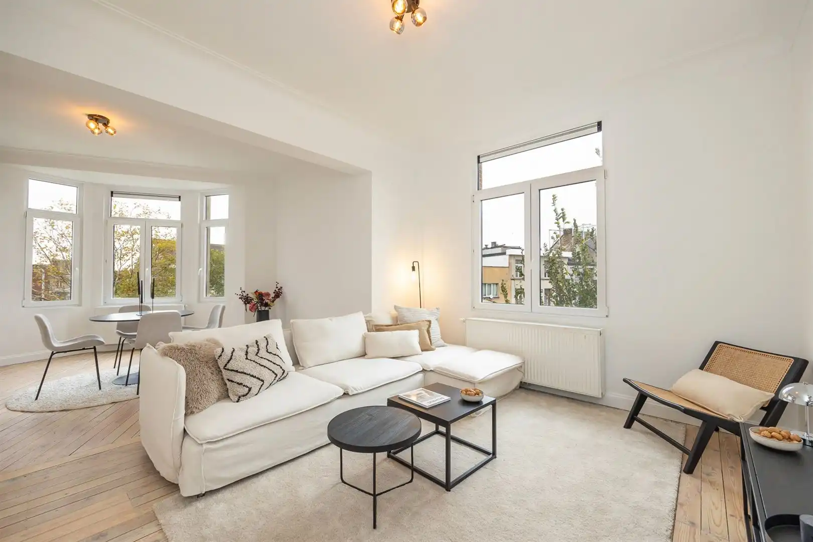 Stijlvol stadsappartement in bruisende Boho foto {{pictureIndex}}