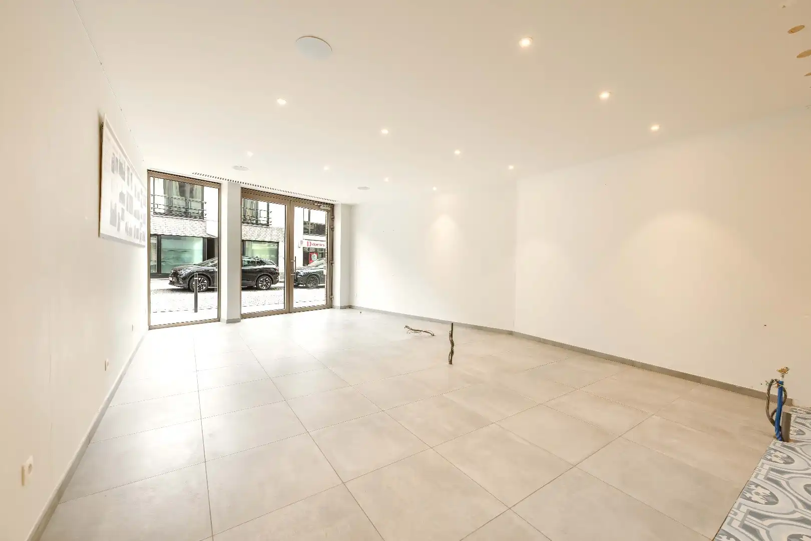 MULTIFUNCTIONEEL HANDELSPAND (88 m²) OP EEN TOPLOCATIE!!! foto 8