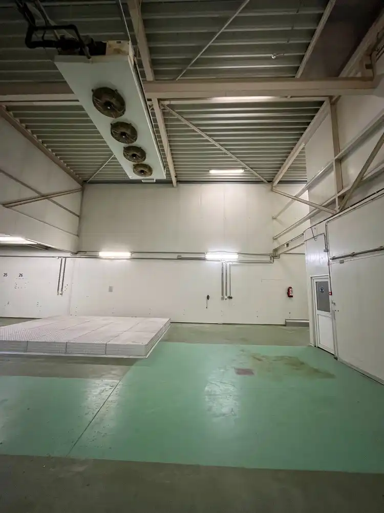 +/- 1790m² bedrijfsgebouw foto 24