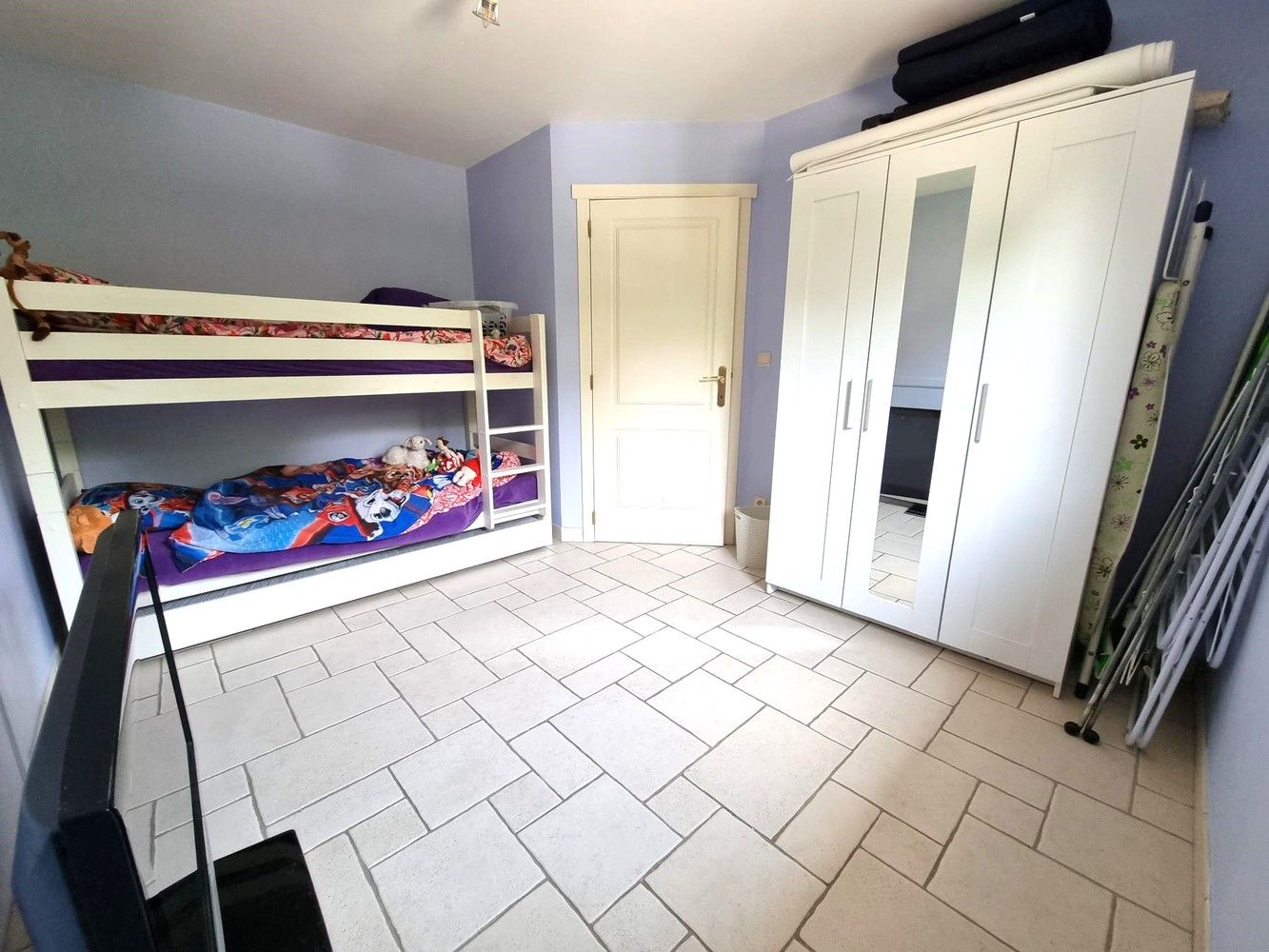 Spaanse villa, zeer rustig gelegen en gekaderd in een mooi verzorgde tuin voorzien van zwembad foto 18