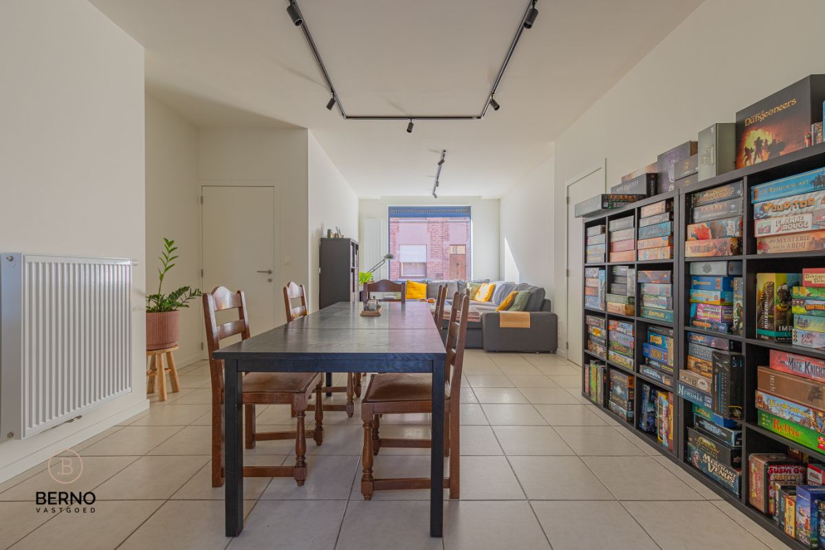 Woning met tuin en zij-ingang foto 5