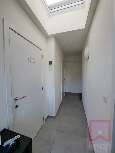 Instapklaar, 2-slpk appartement met terras en carport in het centrum van Geel foto 4