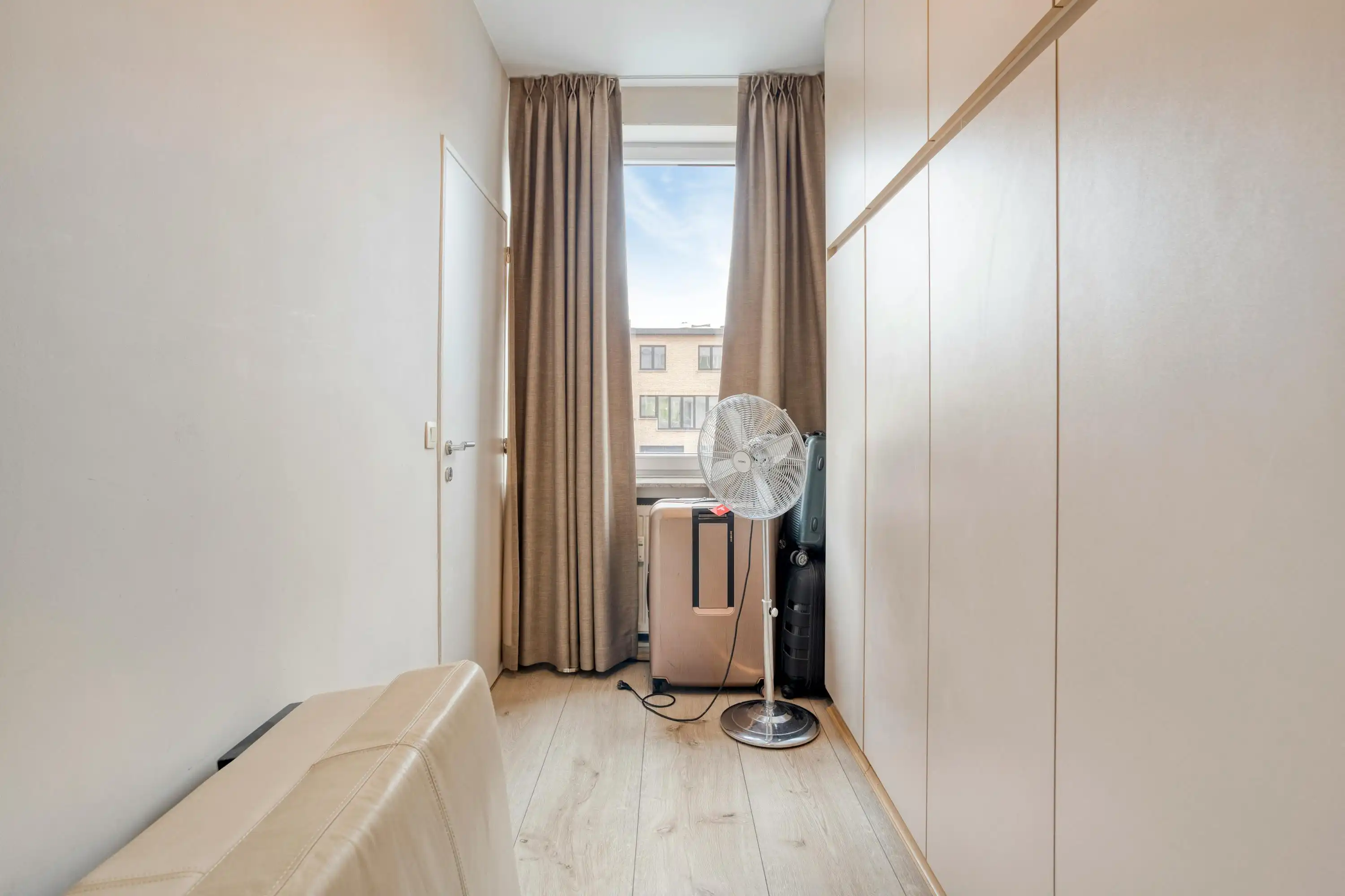 Instapklaar appartement met 2 slaapkamers te koop in Merksem foto 13