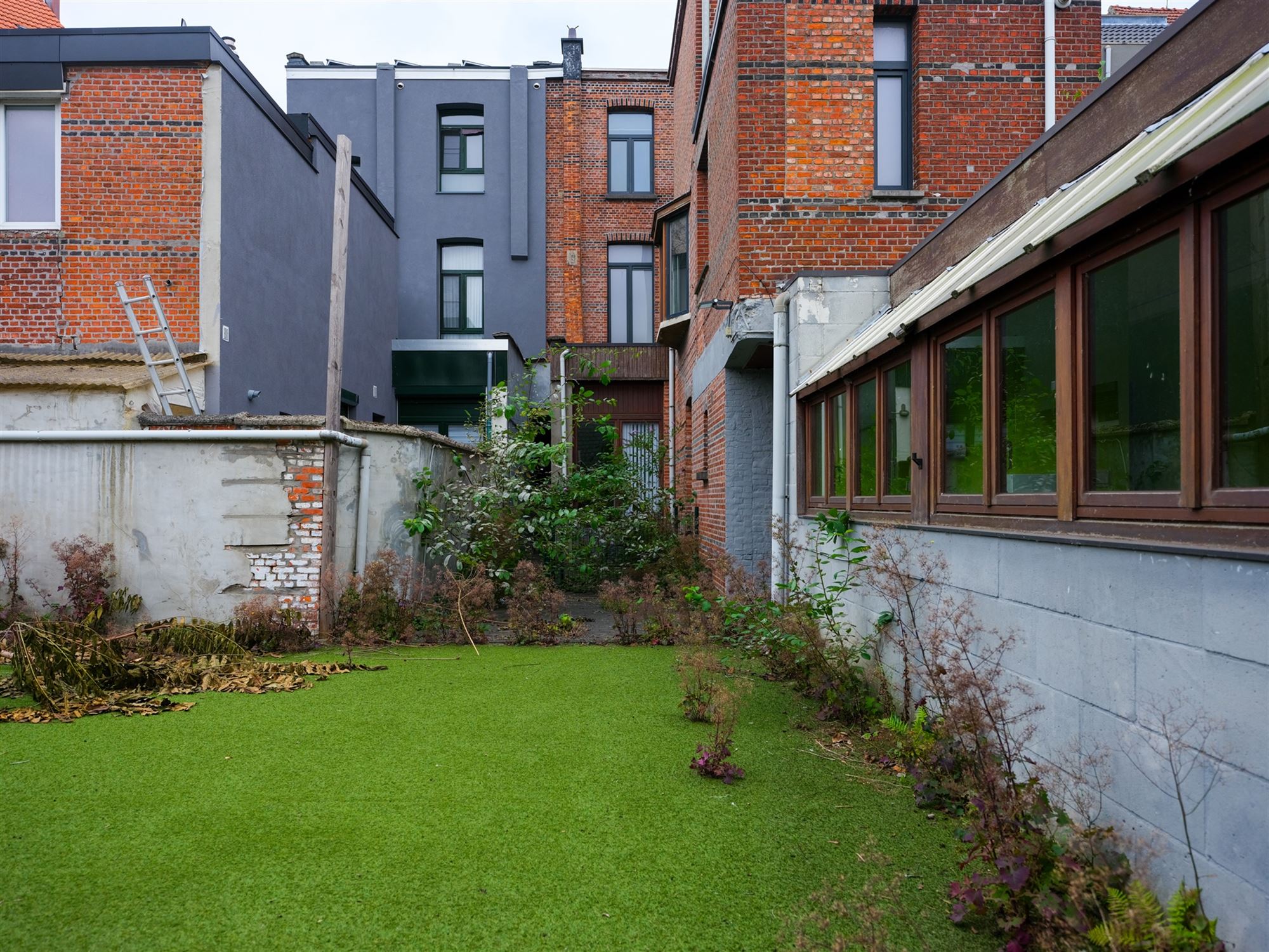 ruime rijwoning met polyvalent bijgebouw en tal van mogelijk foto 21
