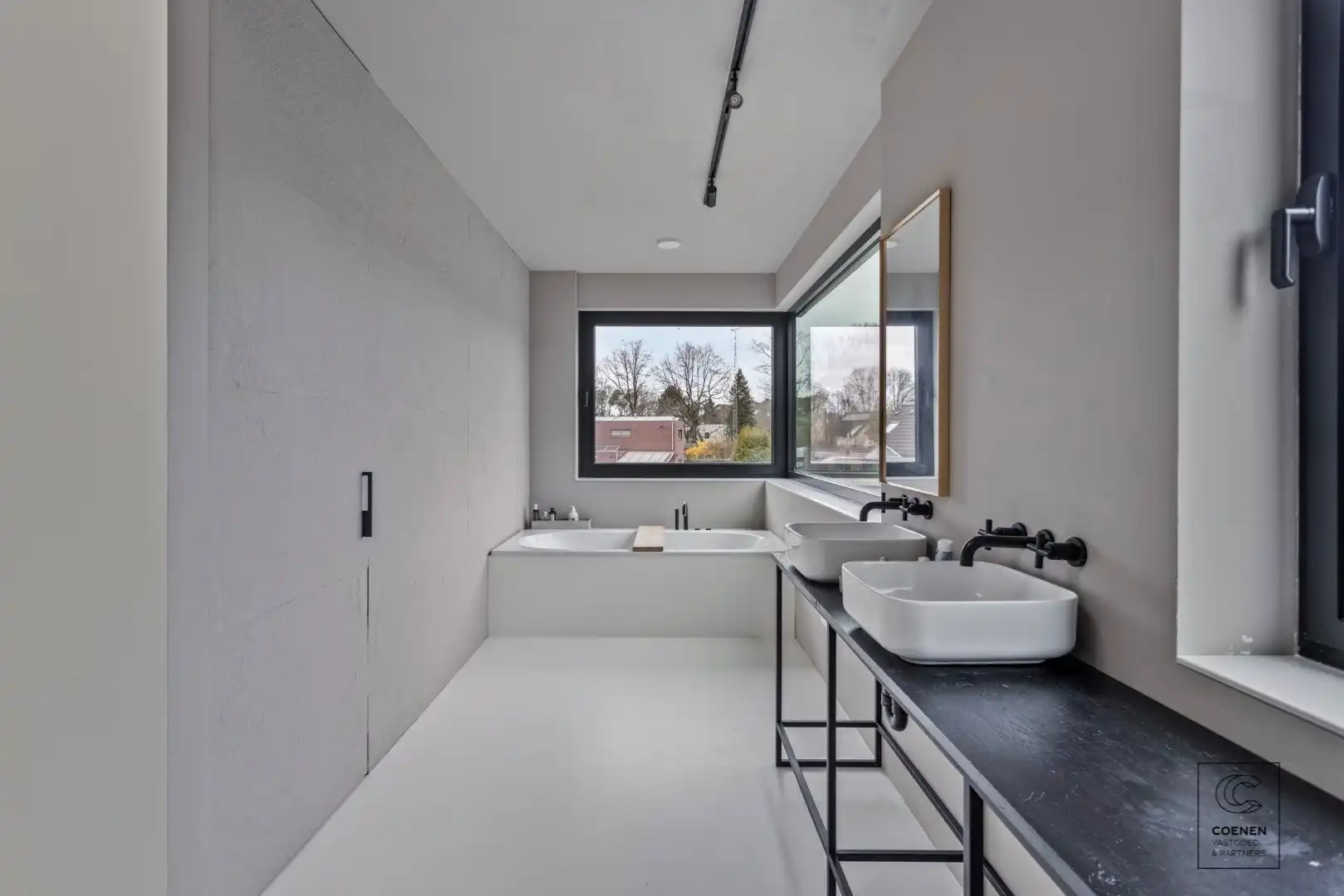 Prachtig verder af te werken HOB van 320 m² in een doodlopende straat! foto 16