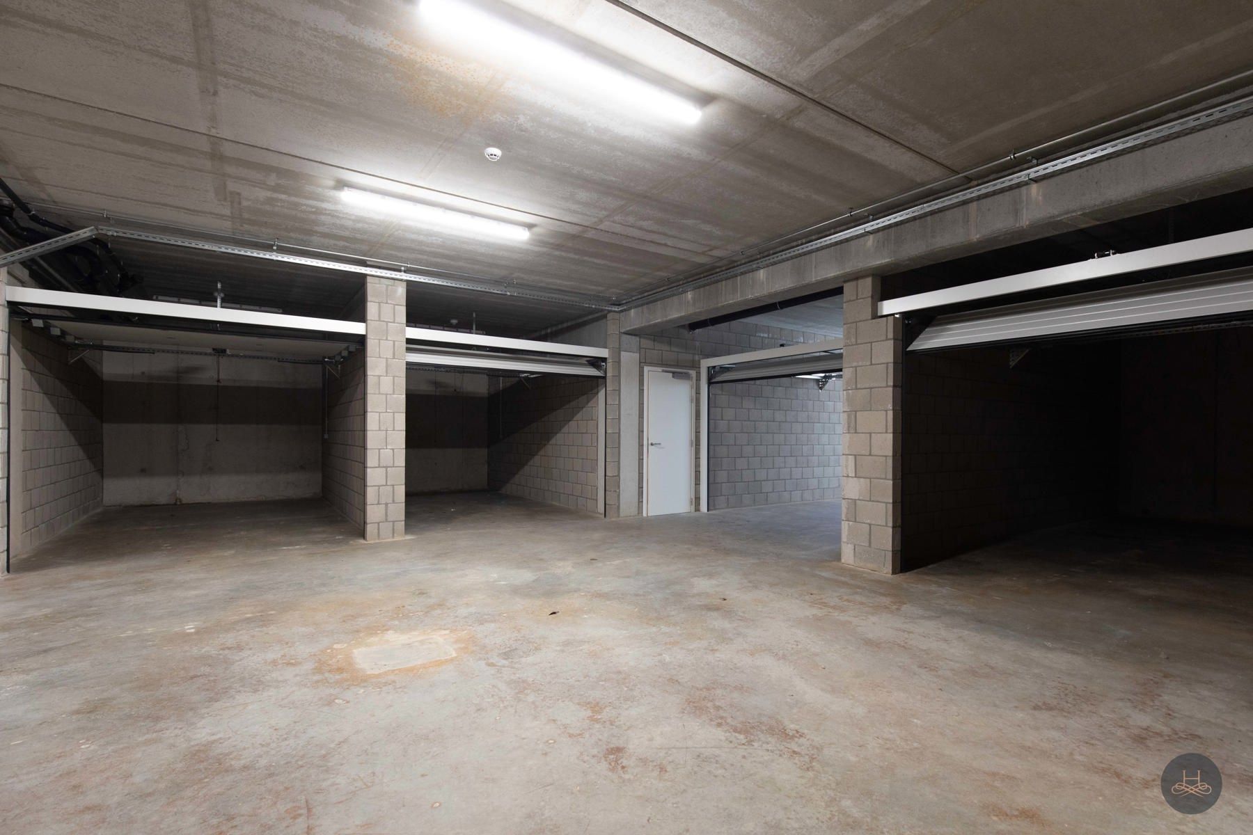 Garagebox op zeer gunstige locatie foto 2