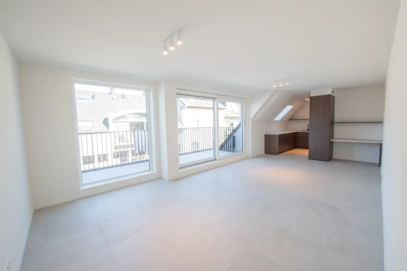 Nieuwbouwappartement met 2 slaapkamers & terras – 2e verdiep – Residentie Albert & Jerome foto 4