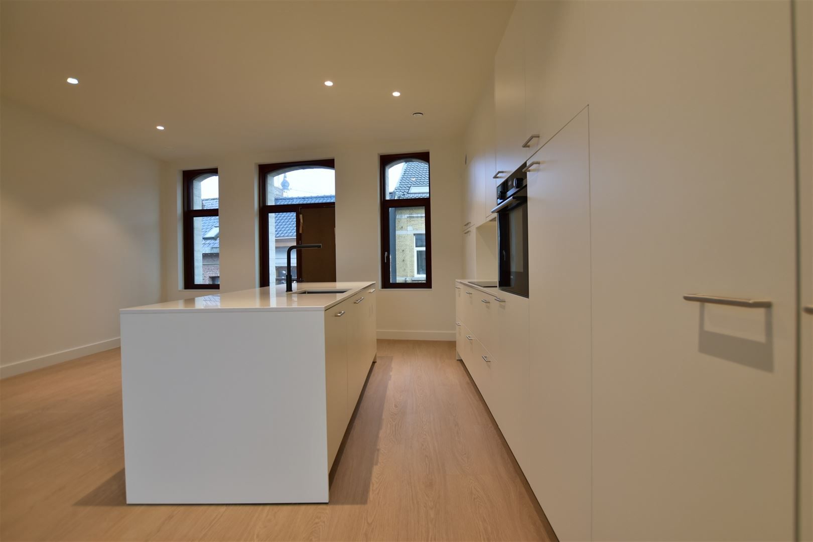 Prachtig luxueus appartement te huur in het bruisende hart van het centrum!  foto 5
