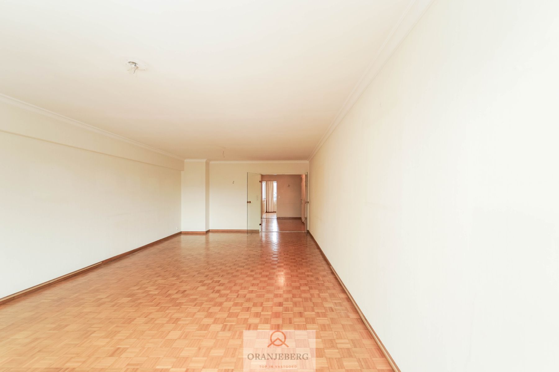 Ruim 2-slaapkamer appartement  (122 m²) vlakbij het Zuidpark! foto 21