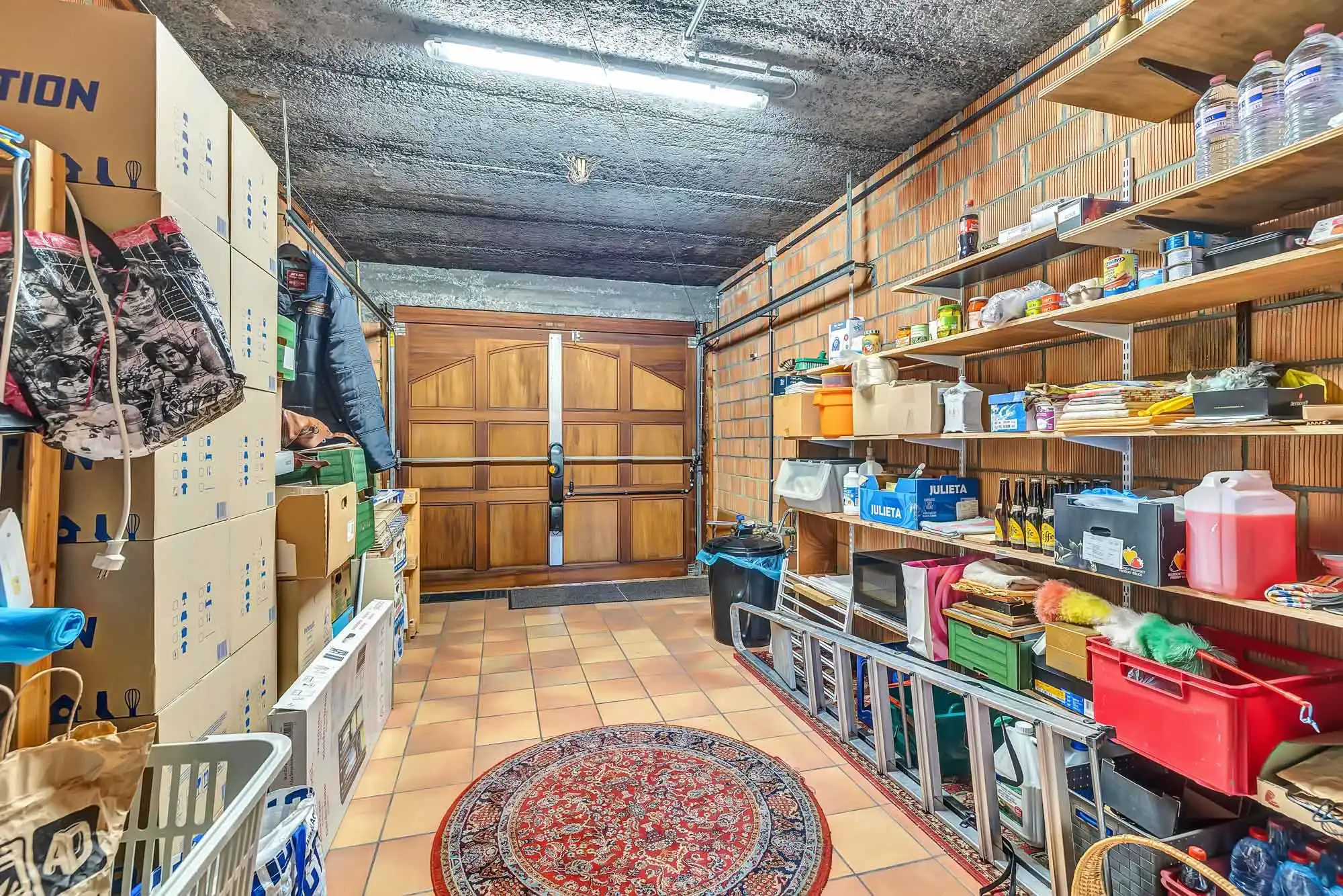 Karaktervolle gezinswoning met bouwgrond en veel potentieel foto 14