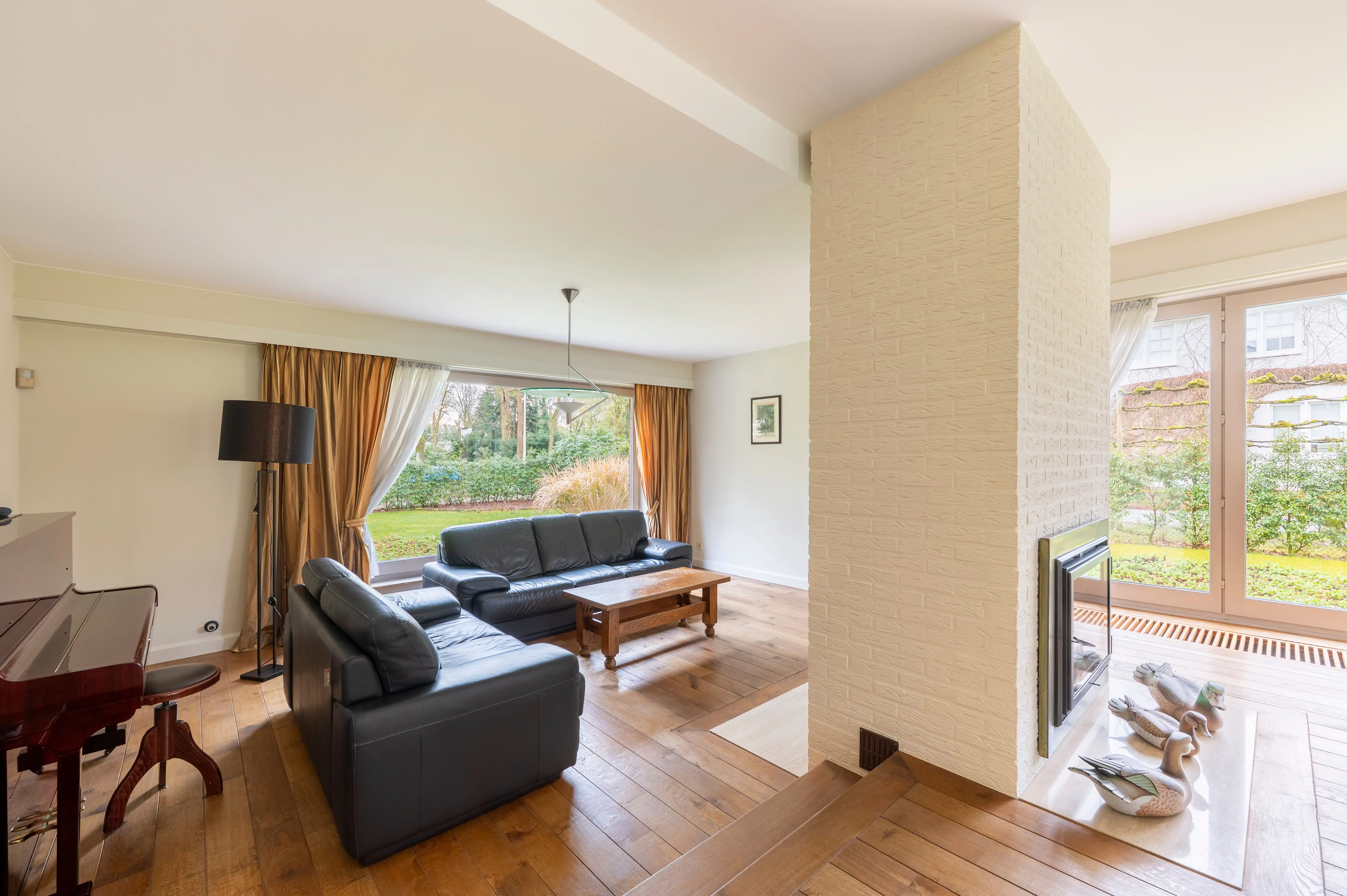 Ruime villa met praktijkruimte op toplocatie in Schotenhof. foto 4