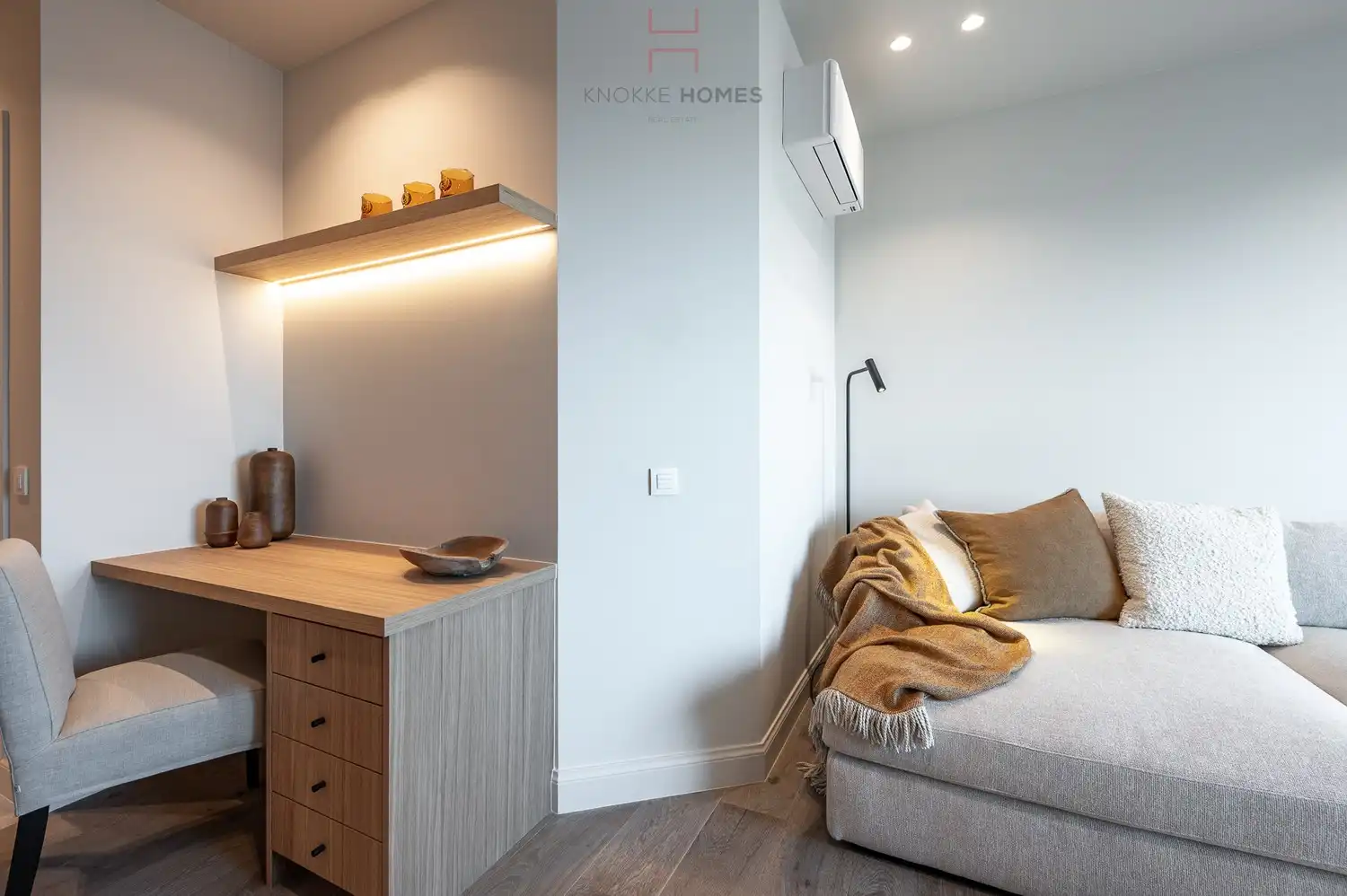 Nieuwbouw duplex-dakappartement met uniek zicht op de zee èn de Zoute Approach. foto 2