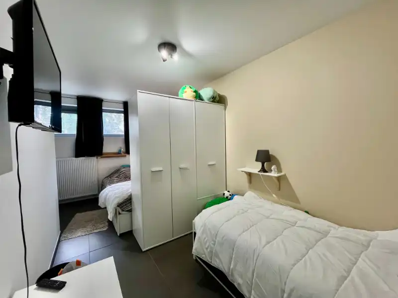 Verzorgde en instapklare woning met 3 slaapkamers en garage foto 7