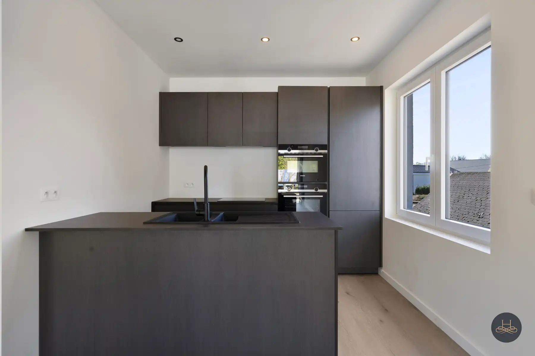 Lichtrijk, ruim appartement tegenover Bloso-domein foto 4