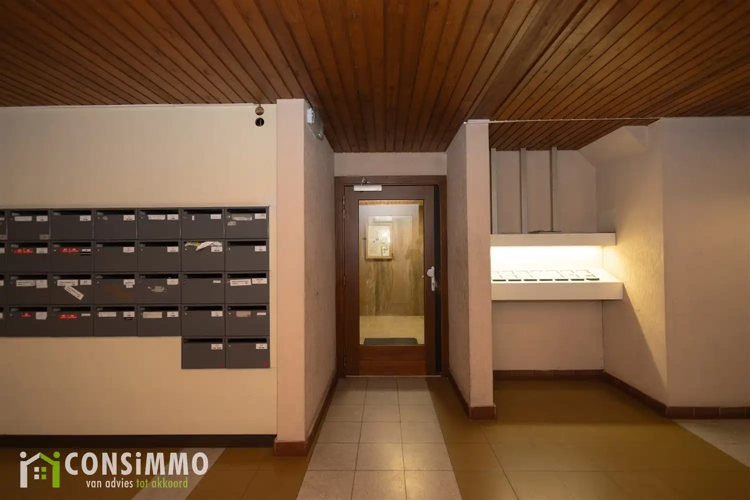 Appartement en handelspand in het centrum van Genk foto 14