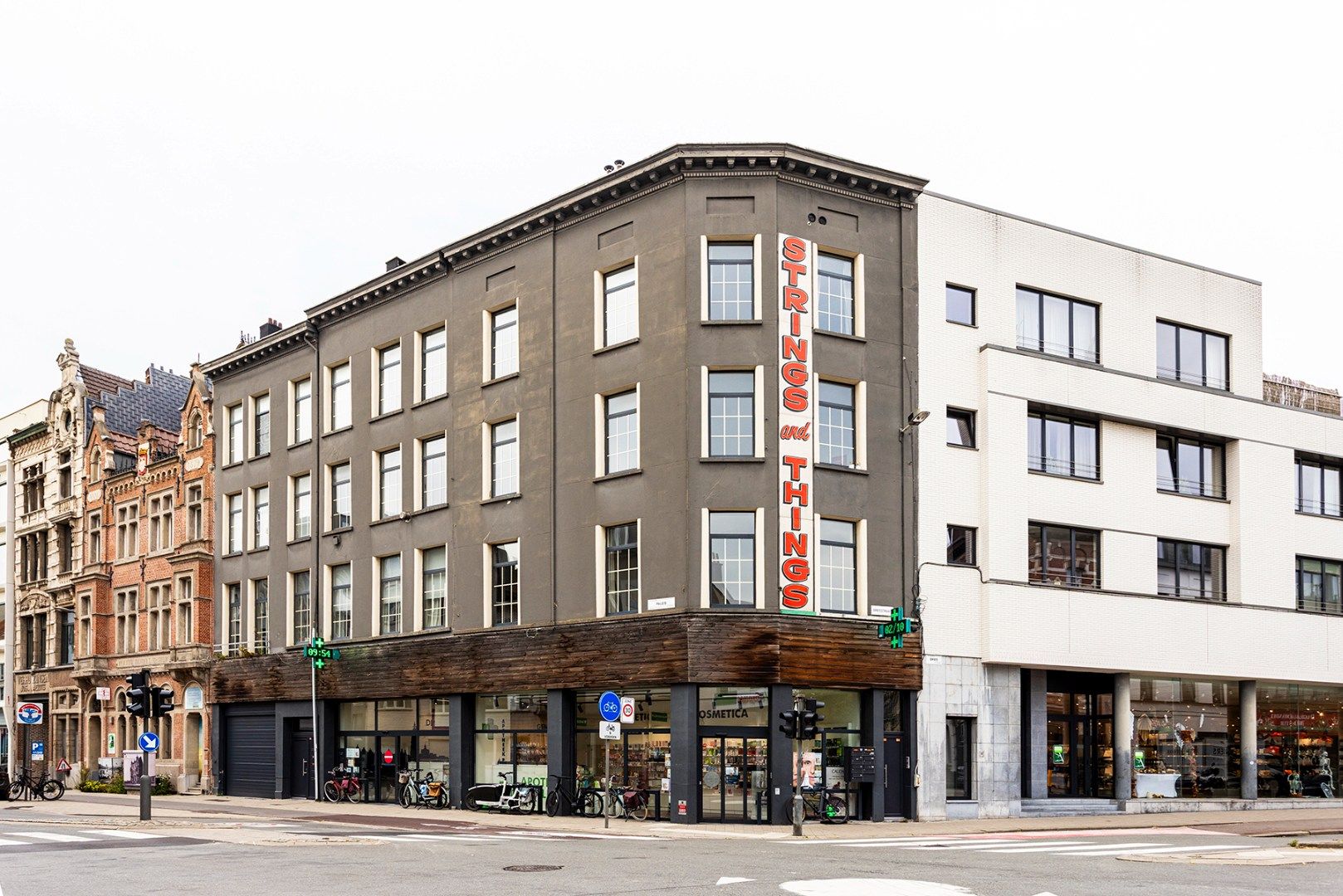 Luxueus 1-slaapkamer appartement te centrum Antwerpen! foto 17