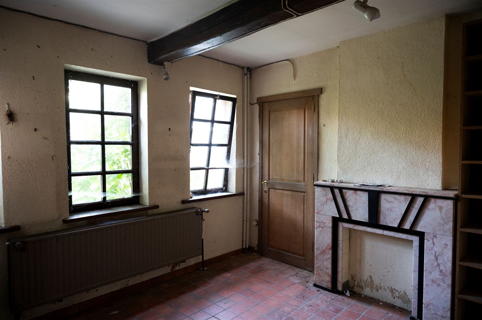 volledig te renoveren woning foto 11