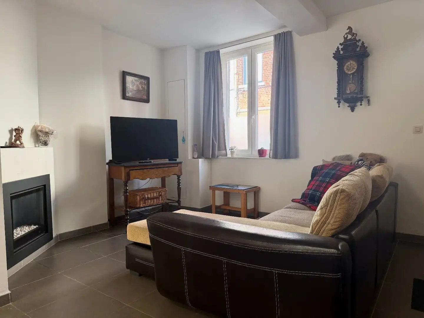 Instapklare rijwoning met tuin, terras en veranda in Wervik  foto 3