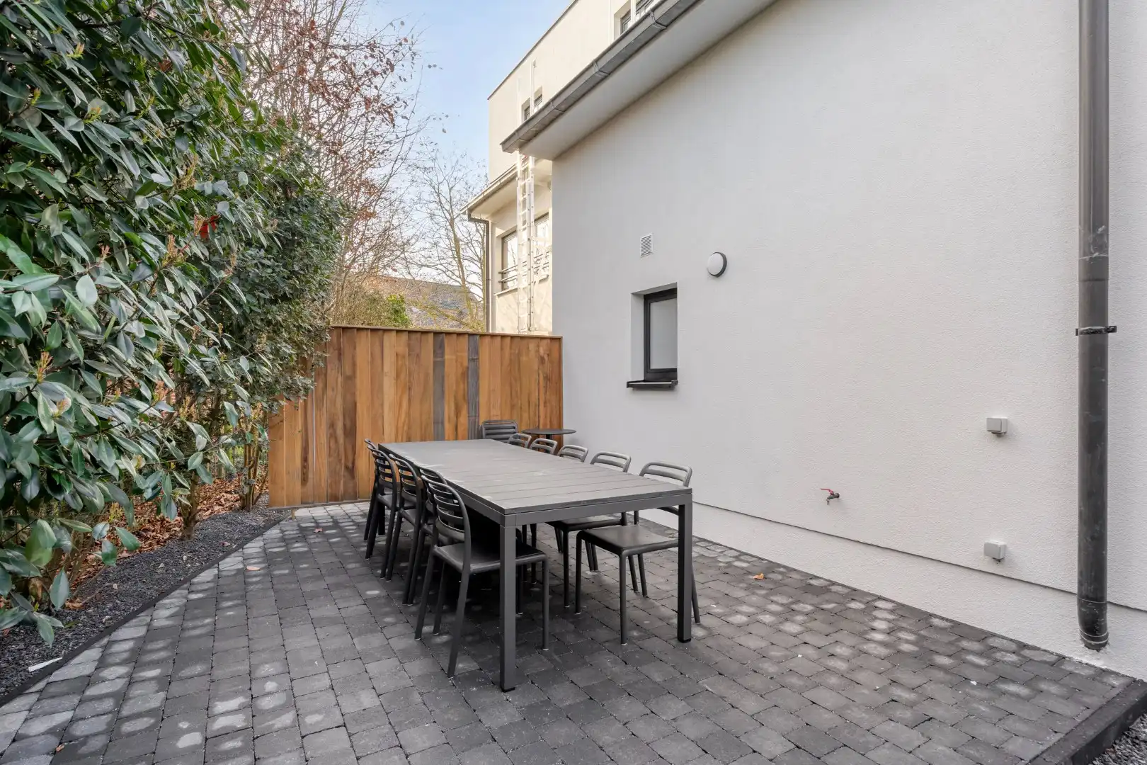 Volledig gerenoveerd en gemeubelde studentenkamer met privé badkamer en tuin - EPC A!  foto 13