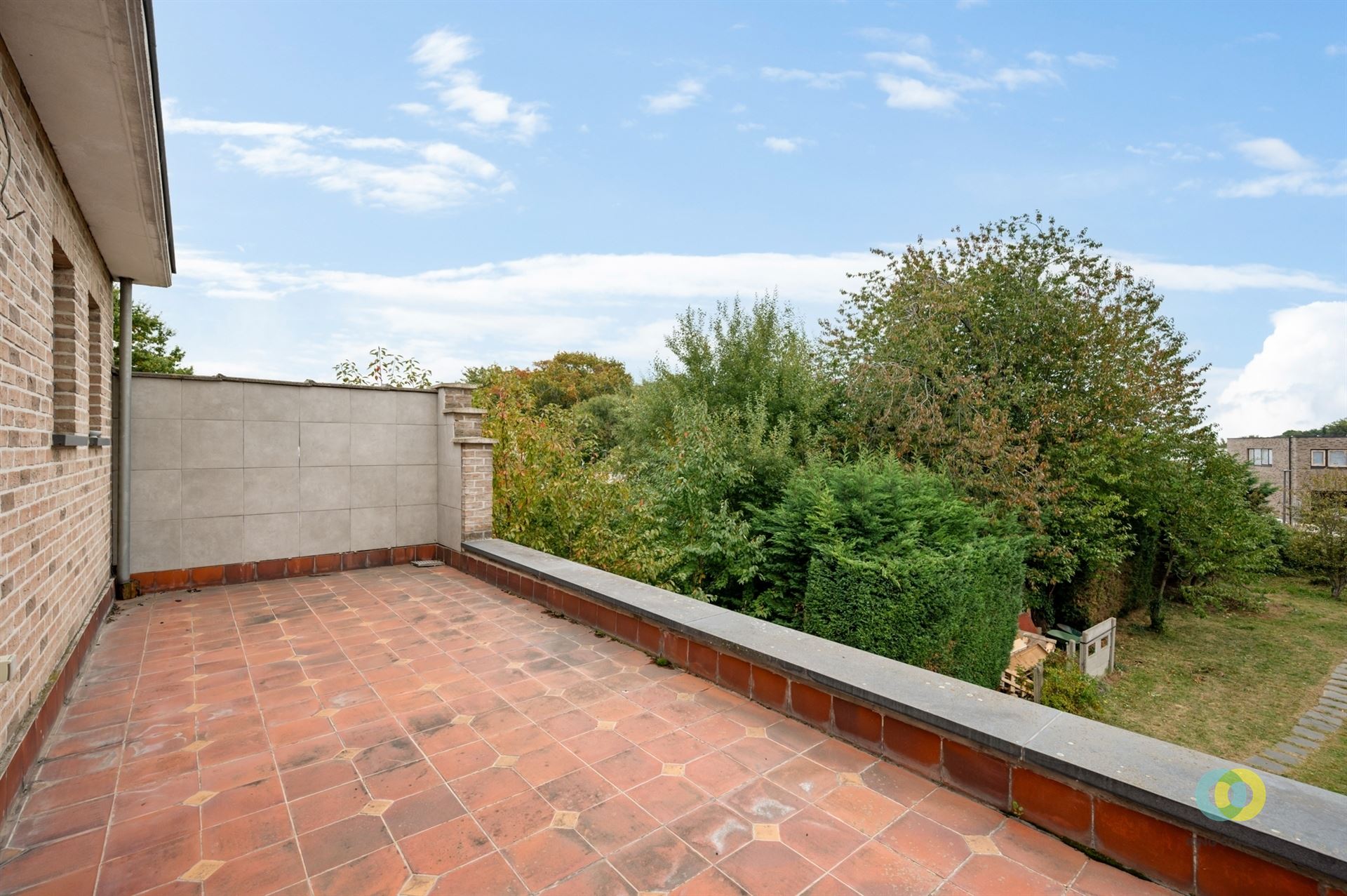 Zeer ruime 3-gevel met grote tuin foto 17