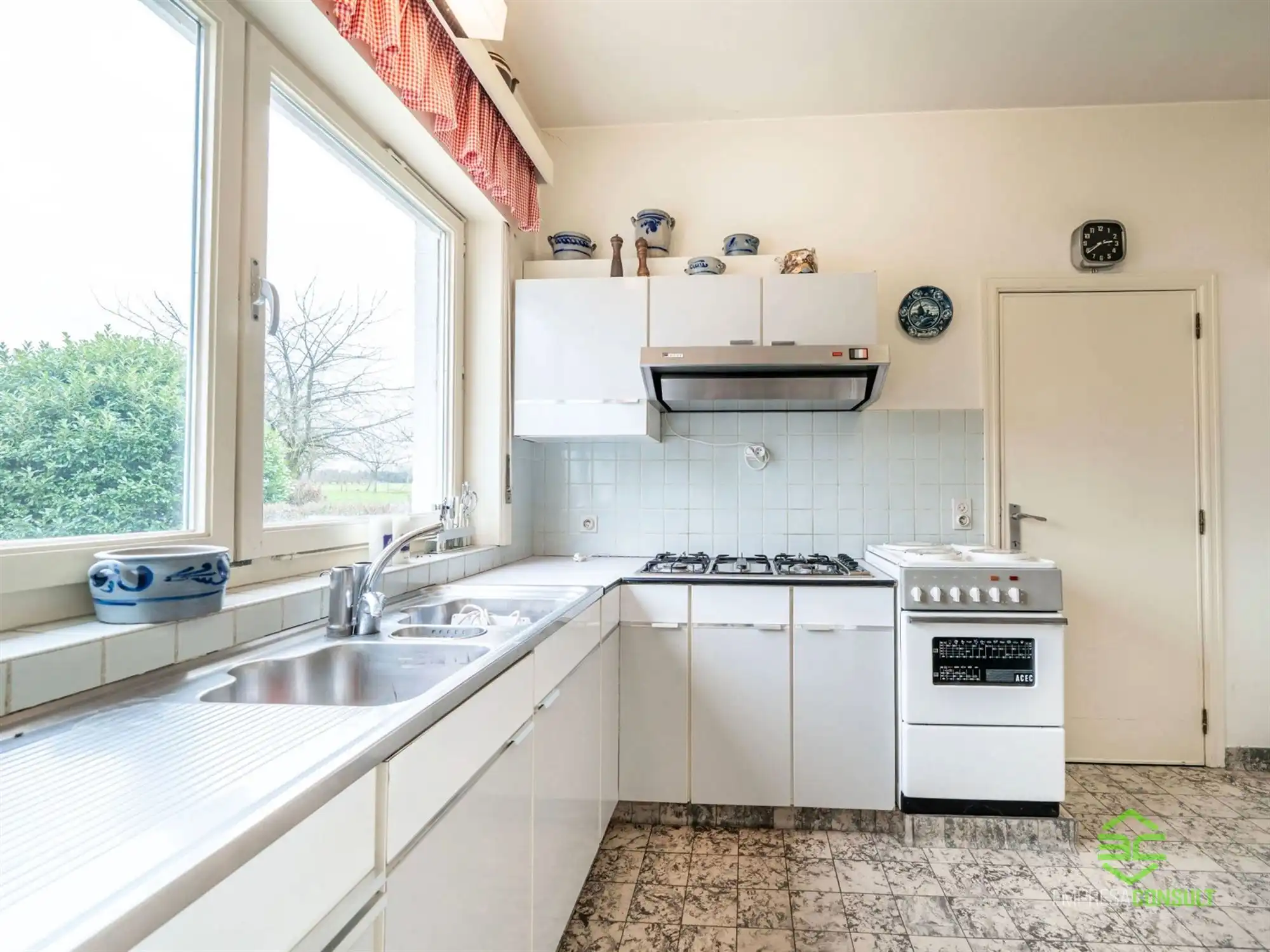 Prachtig landhuis met 5 slpk op 3ha 79a 93ca! foto 7