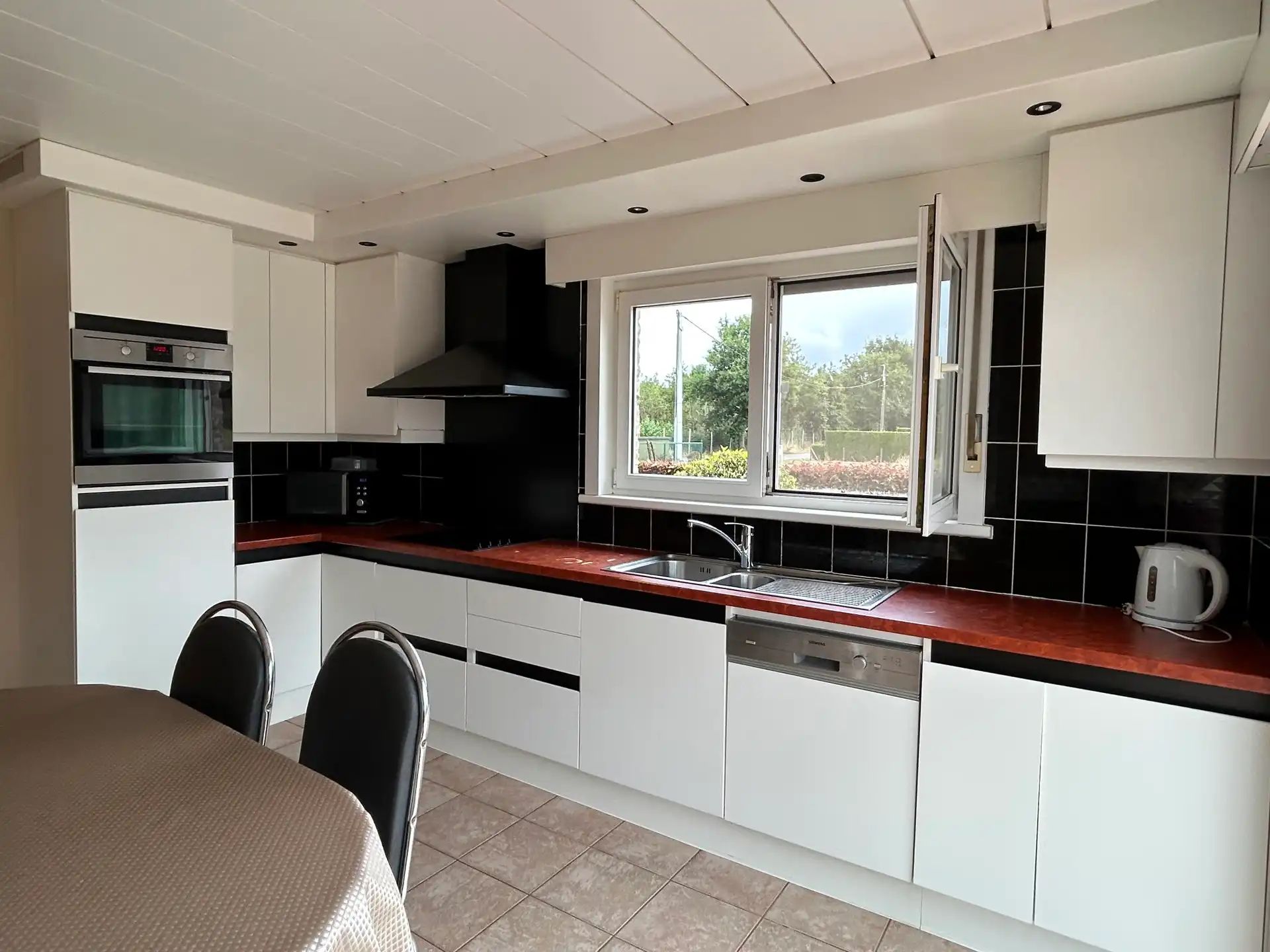 Gelijkvloerse woning met 2 slaapkamers en garage foto 21