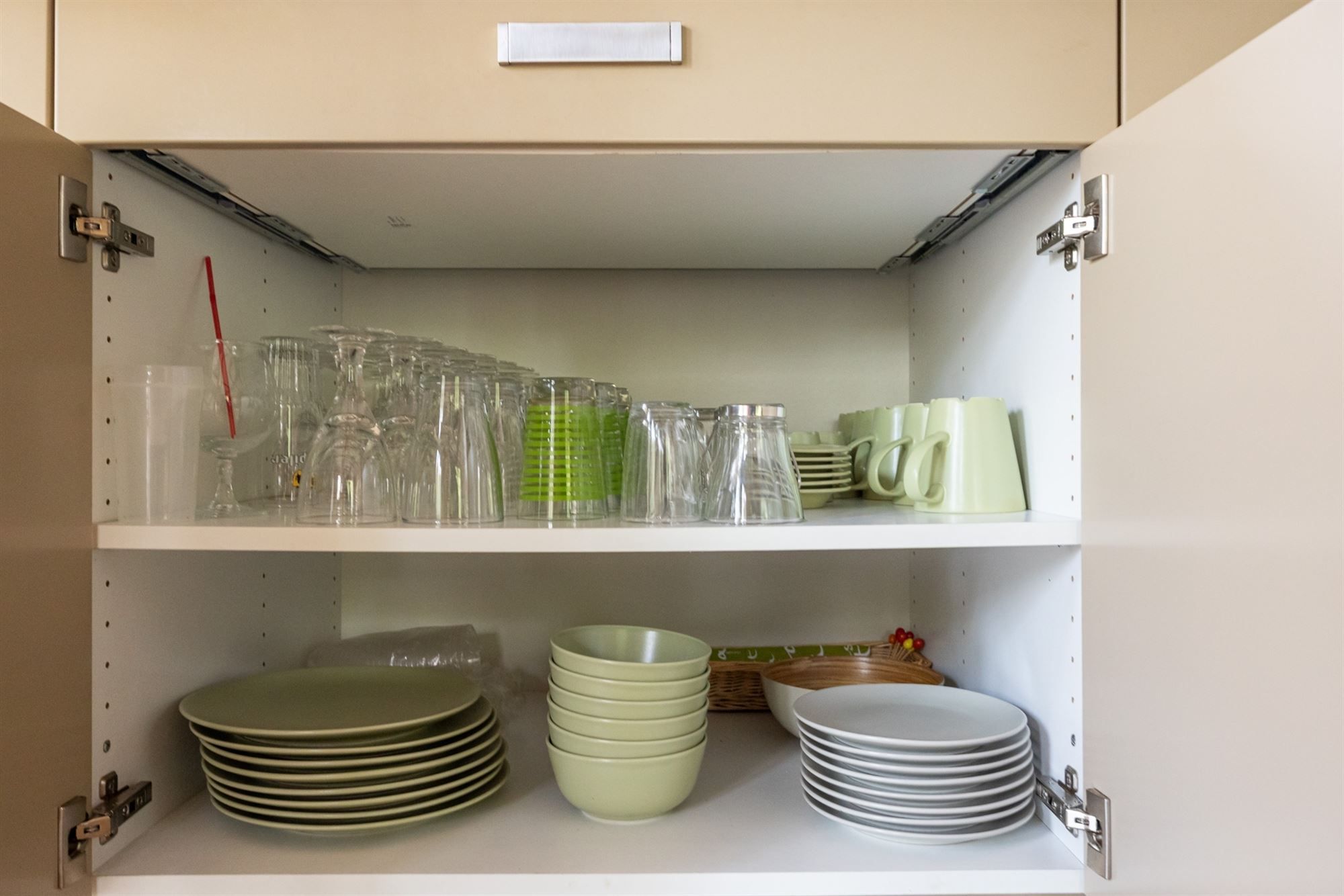 Charmante chalet met privatieve vijver op idyllisch perceel foto 13