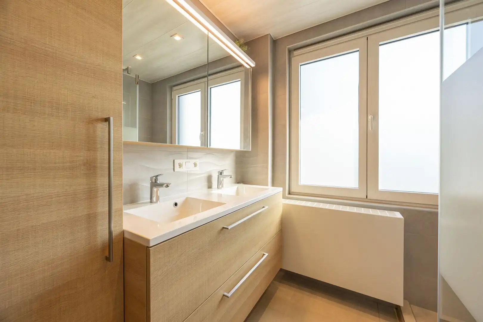 Instapklare halfopen woning in kindvriendelijke woonwijk. foto 20
