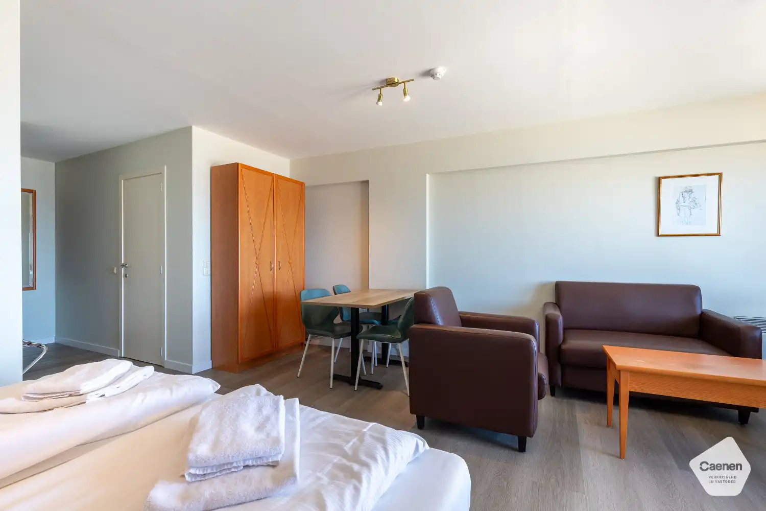 Eén slaapkamer appartement met frontaal zeezicht foto 4