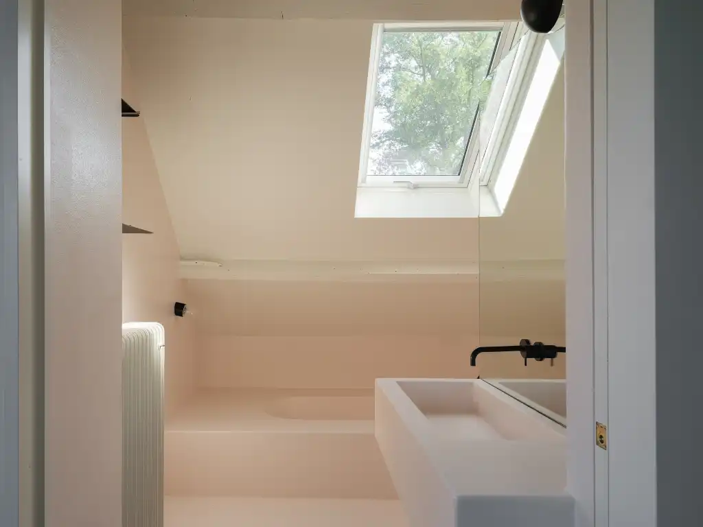 Breskens – Uitzonderlijke eigendom waar authenticiteit, karakter en strakke architectuur naadloos in elkaar samenvloeien op een exclusieve locatie tussen de velden en op een boogscheut van het strand. foto 33