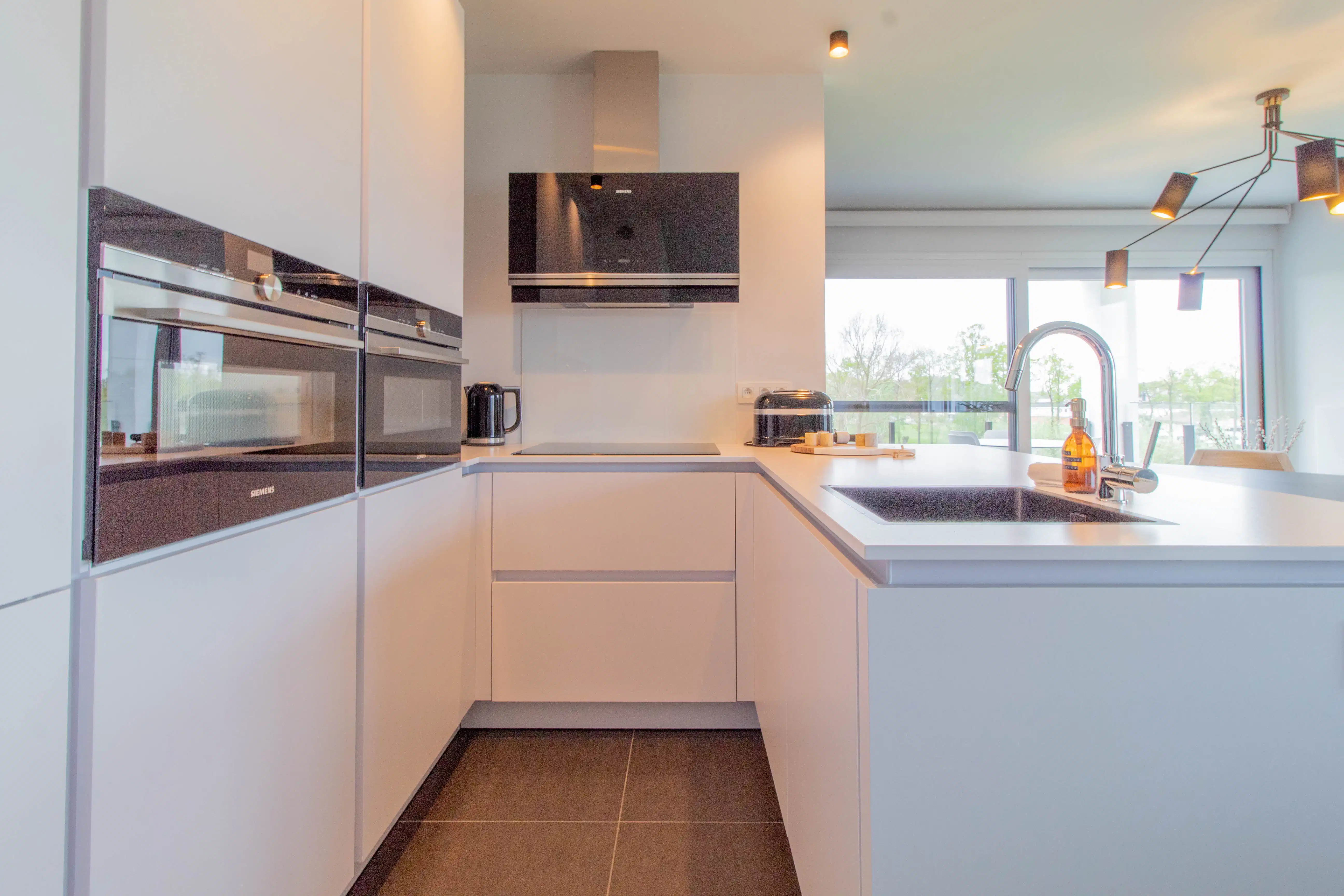 Modern appartement met zuidwestgericht terras in Wetteren foto 5