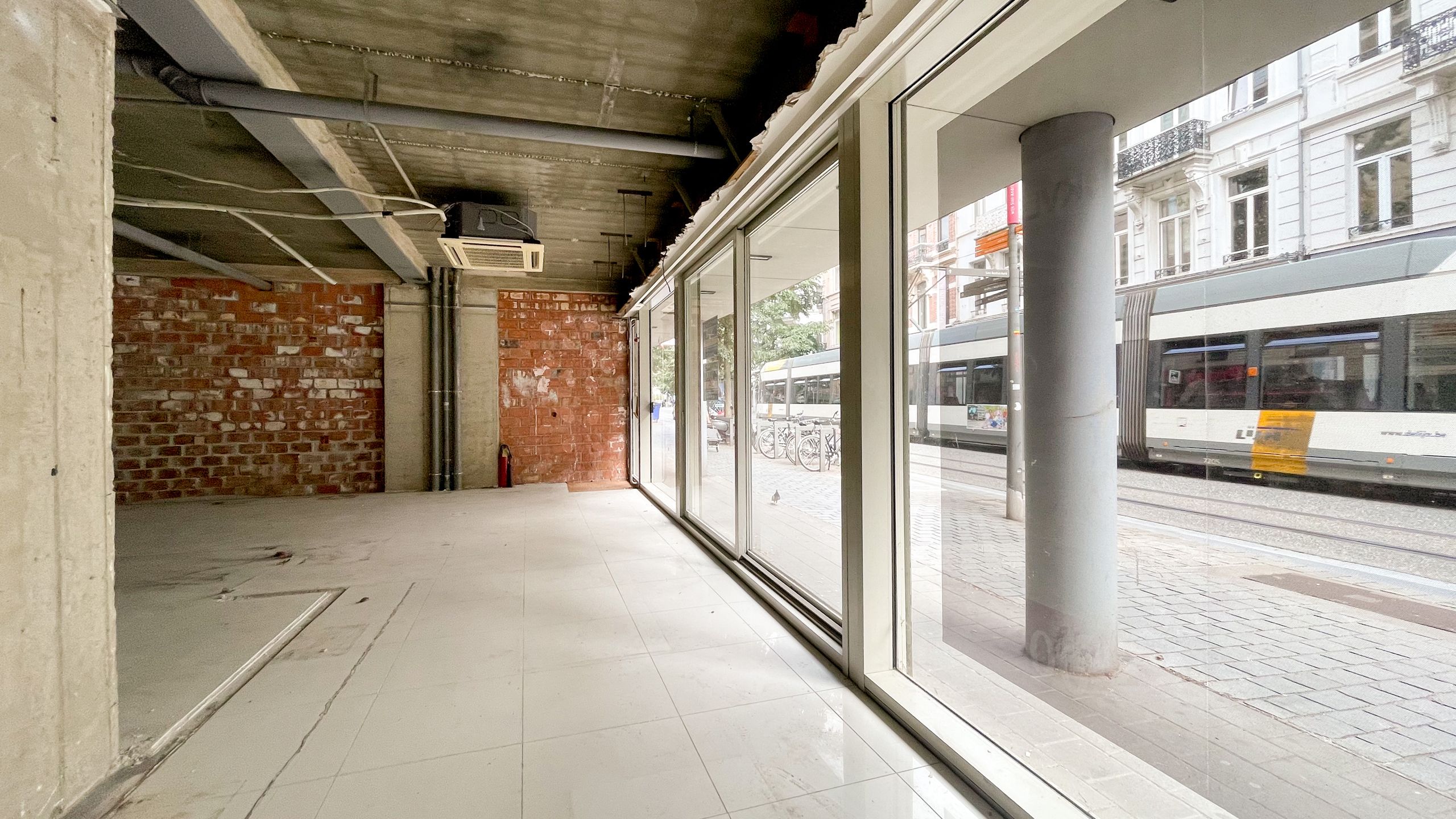 commercieel gelijkvloers ca 145 m² in Nationalestraat foto 7