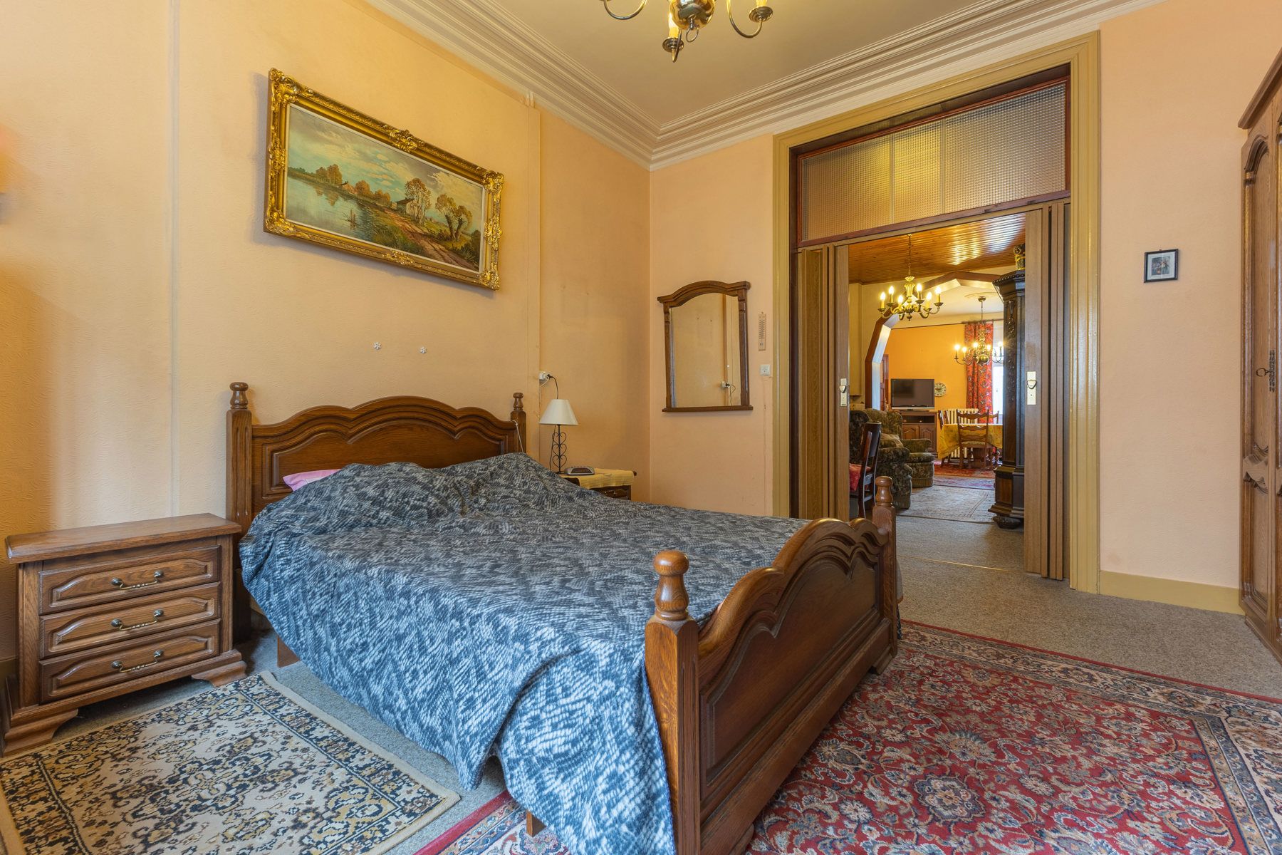 Zeer gunstig gelegen herenwoning met 5 slaapkamers en tuin foto 9