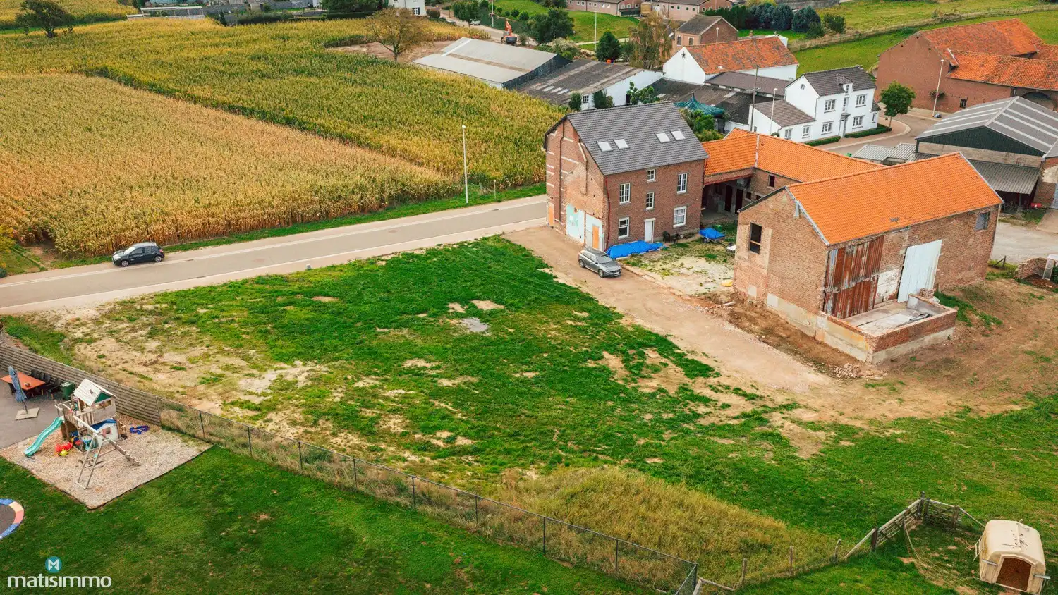 RUSTIG GELEGEN BOUWGROND VOOR HALFOPEN BEBOUWING TE MILLEN foto 9
