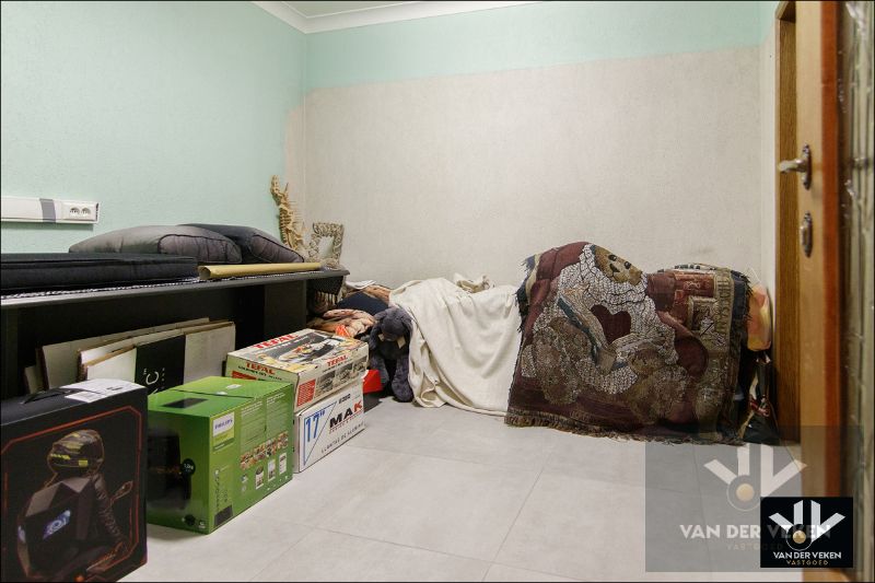 Zeer ruime gezinswoning met tal van mogelijkheden in Houthalen foto 18