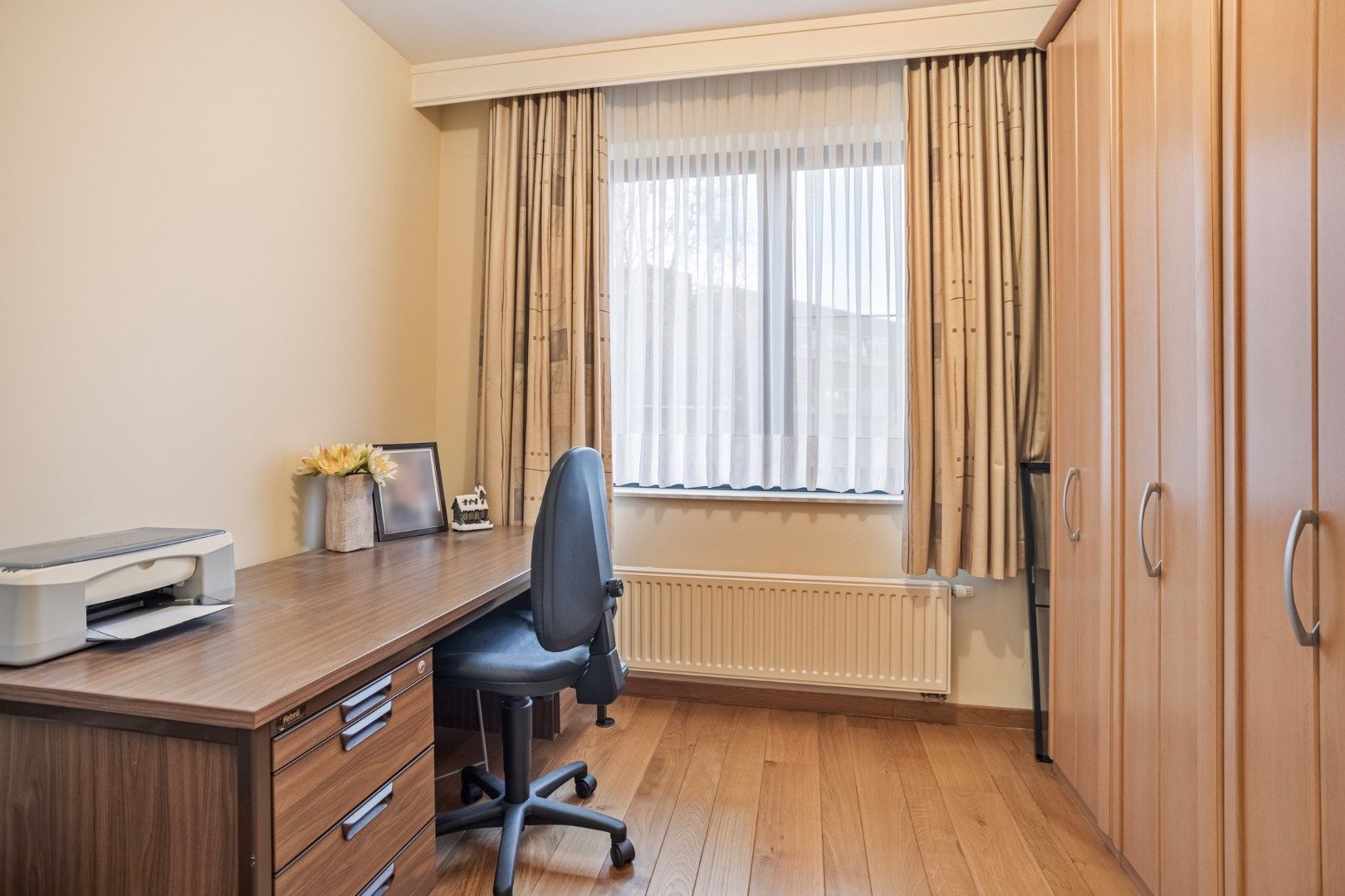 Ruim appartement van 117m² met 3 slaapkamers gelegen op centrale locatie te Brasschaat! foto 16