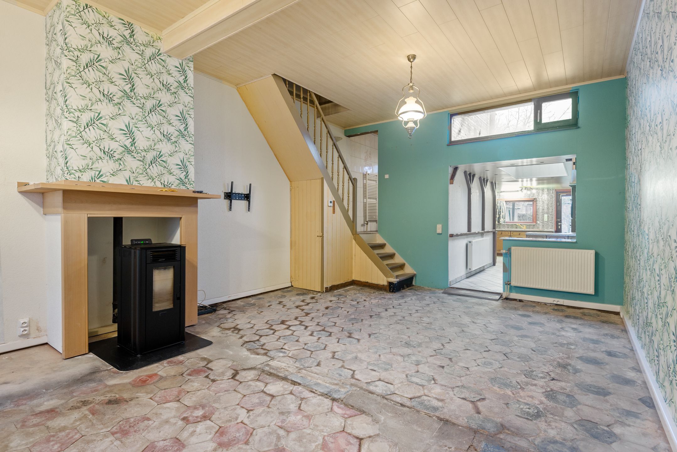Halfopen woning met grote garage vlakbij centrum Kapellen ! foto 7